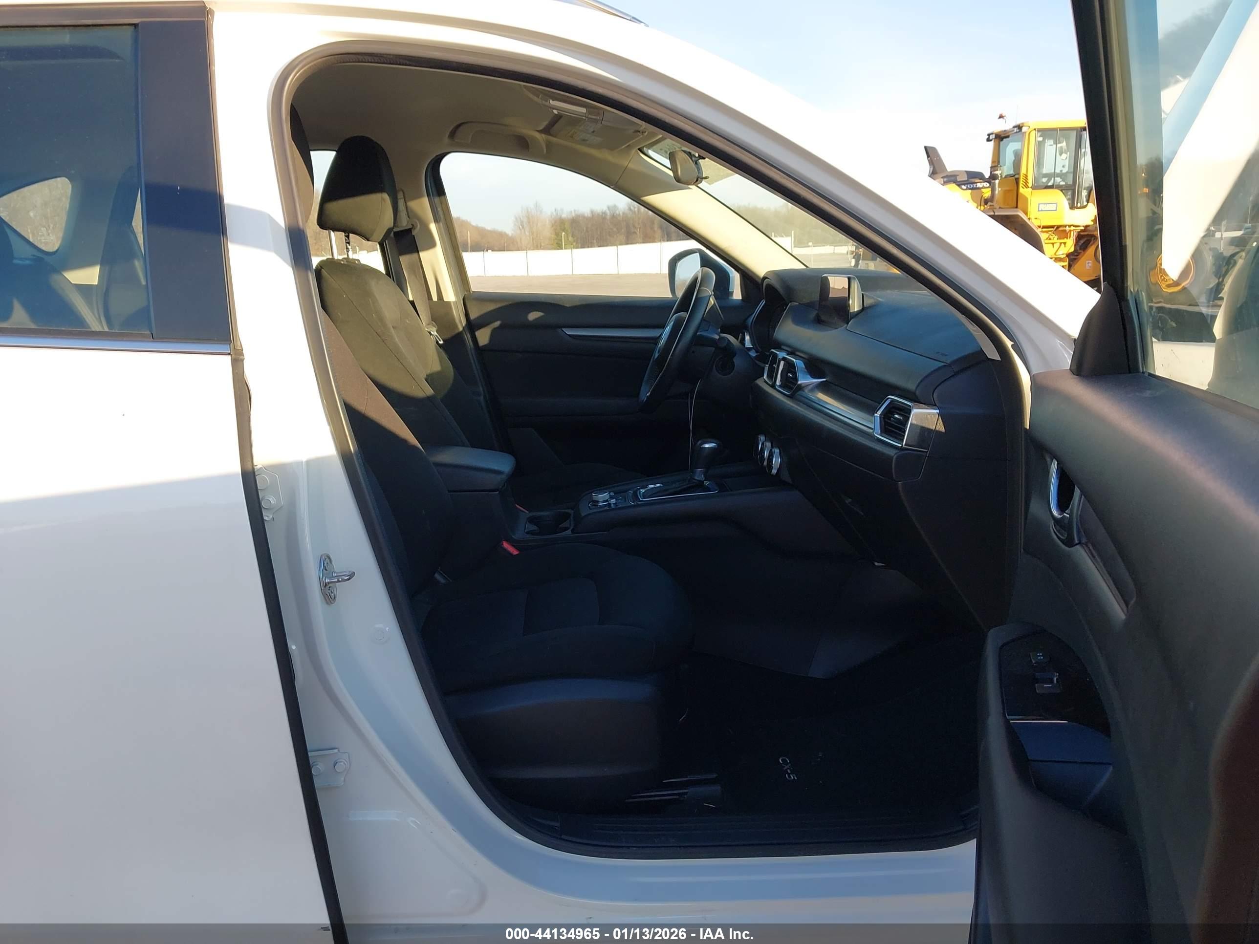 MAZDA CX-5 image 5