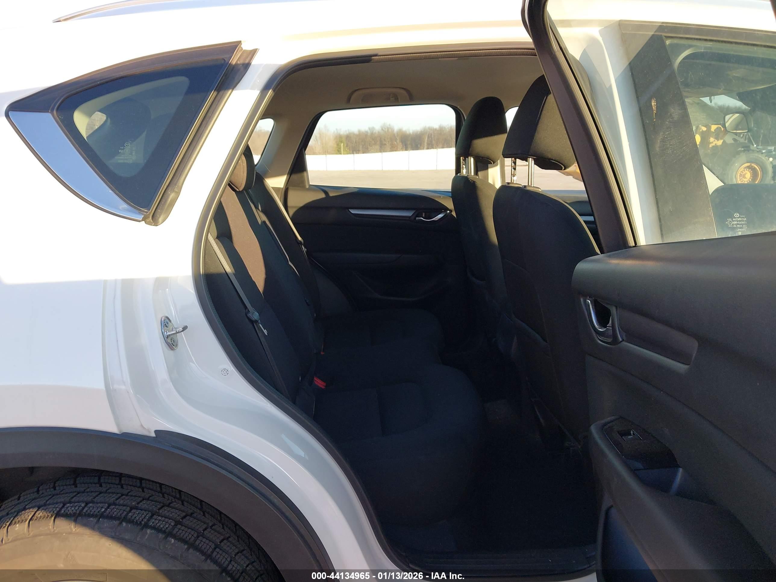 MAZDA CX-5 image 8