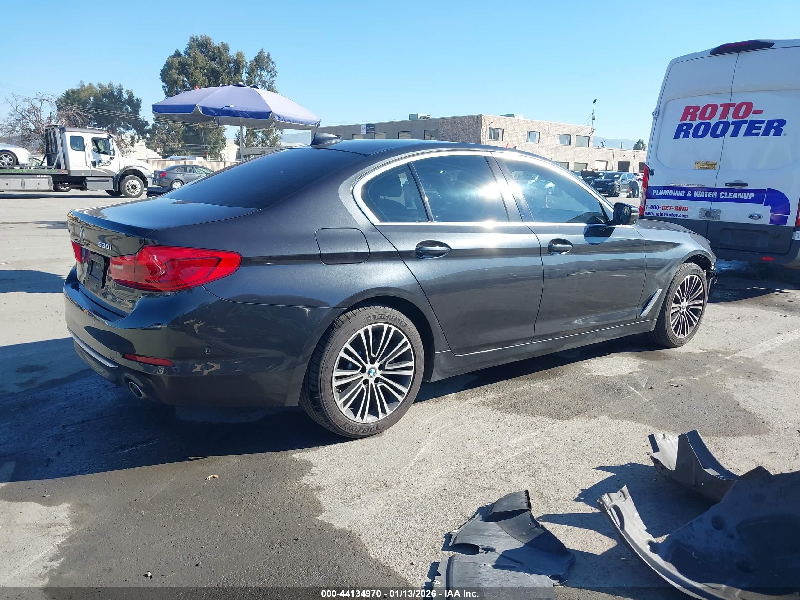 BMW 530I image 4