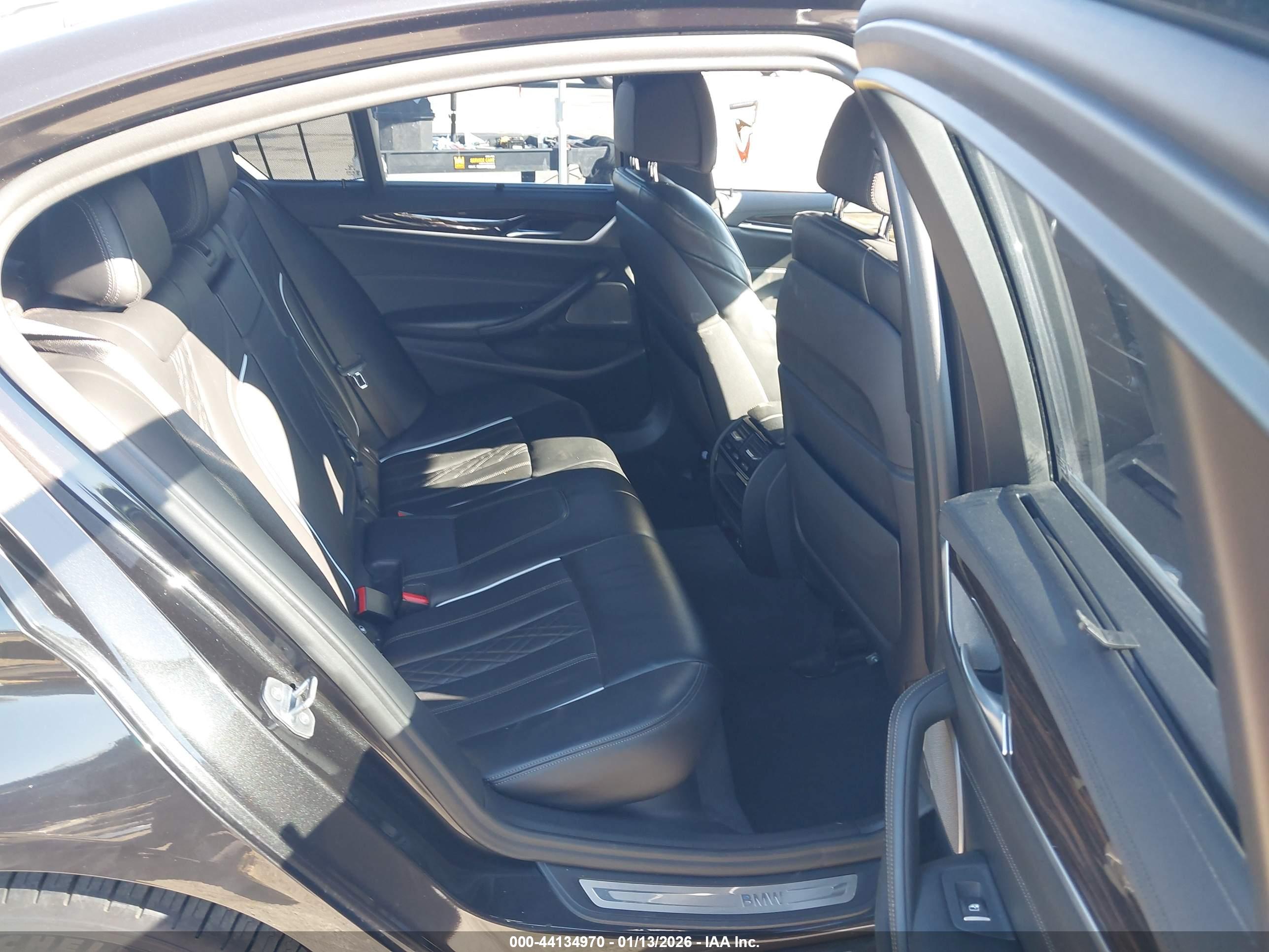 BMW 530I image 8