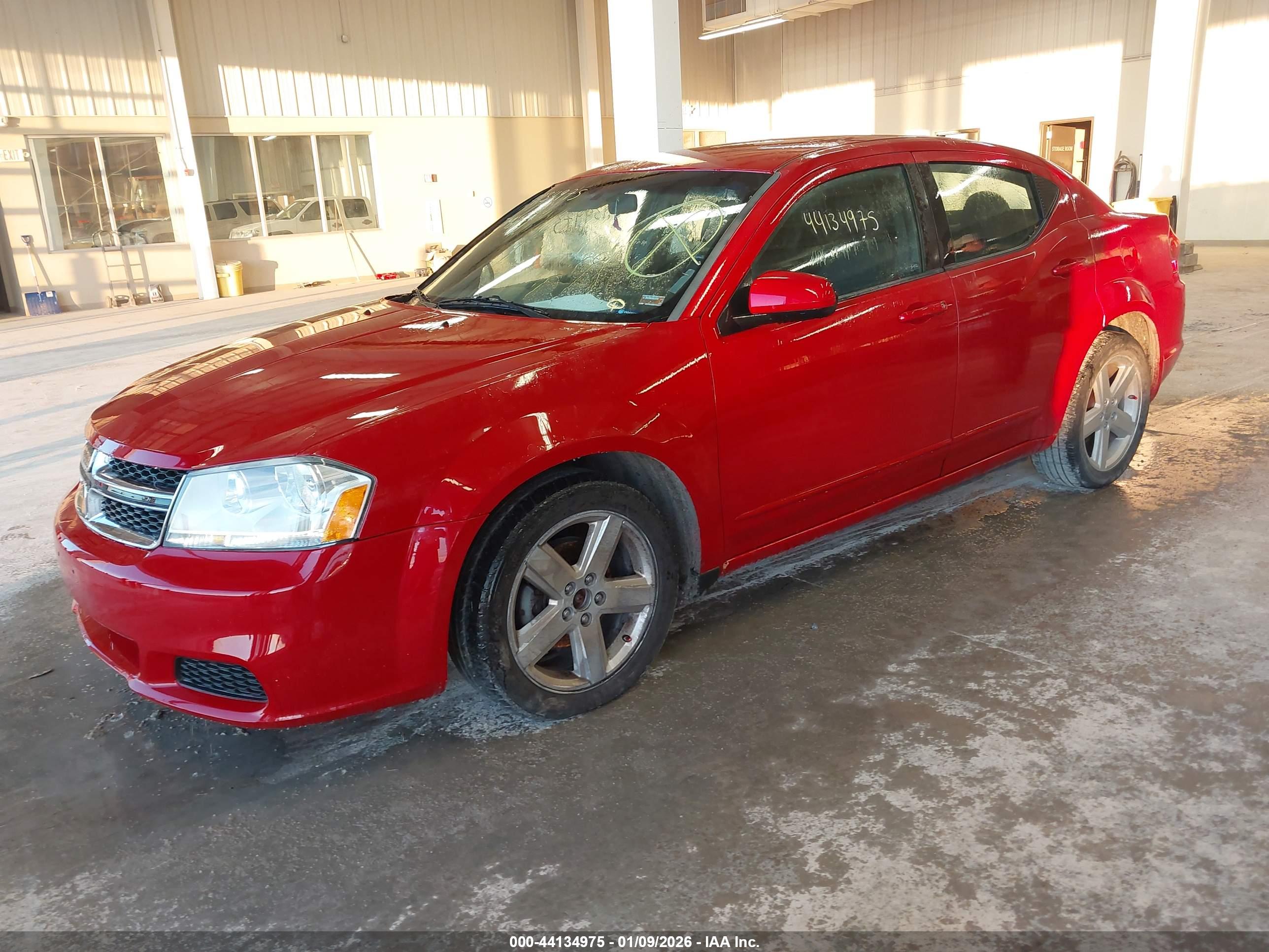 DODGE AVENGER image 2