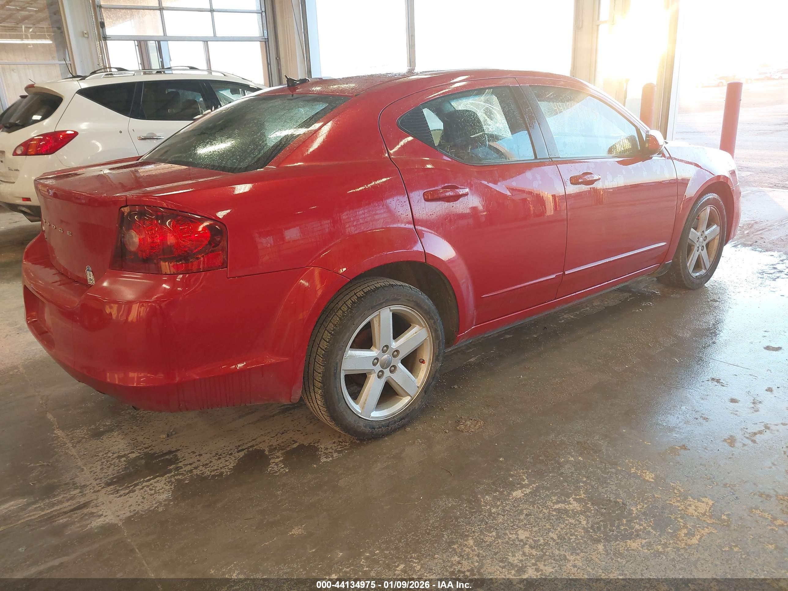 DODGE AVENGER image 4