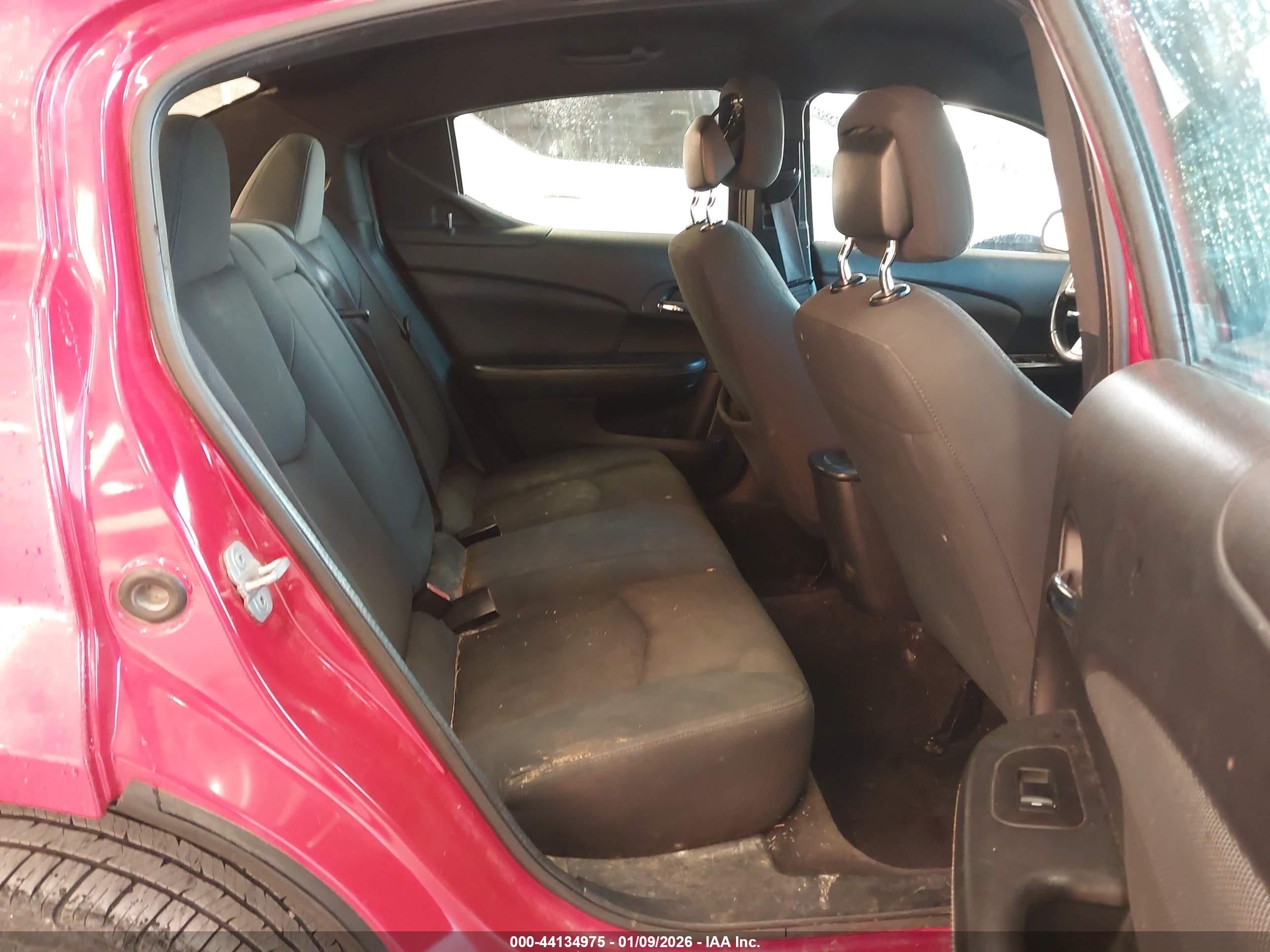 DODGE AVENGER image 8