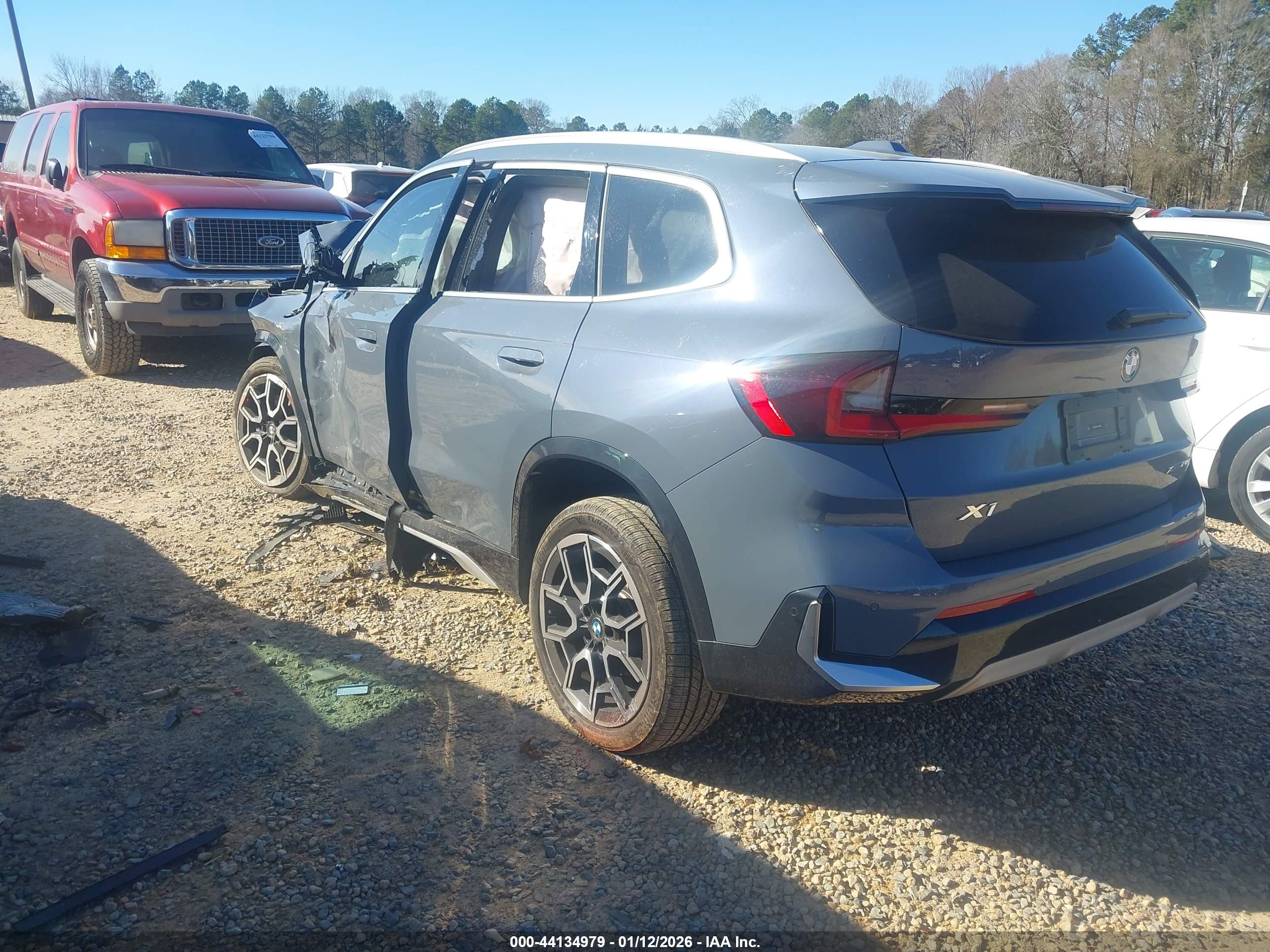 BMW X1 image 3