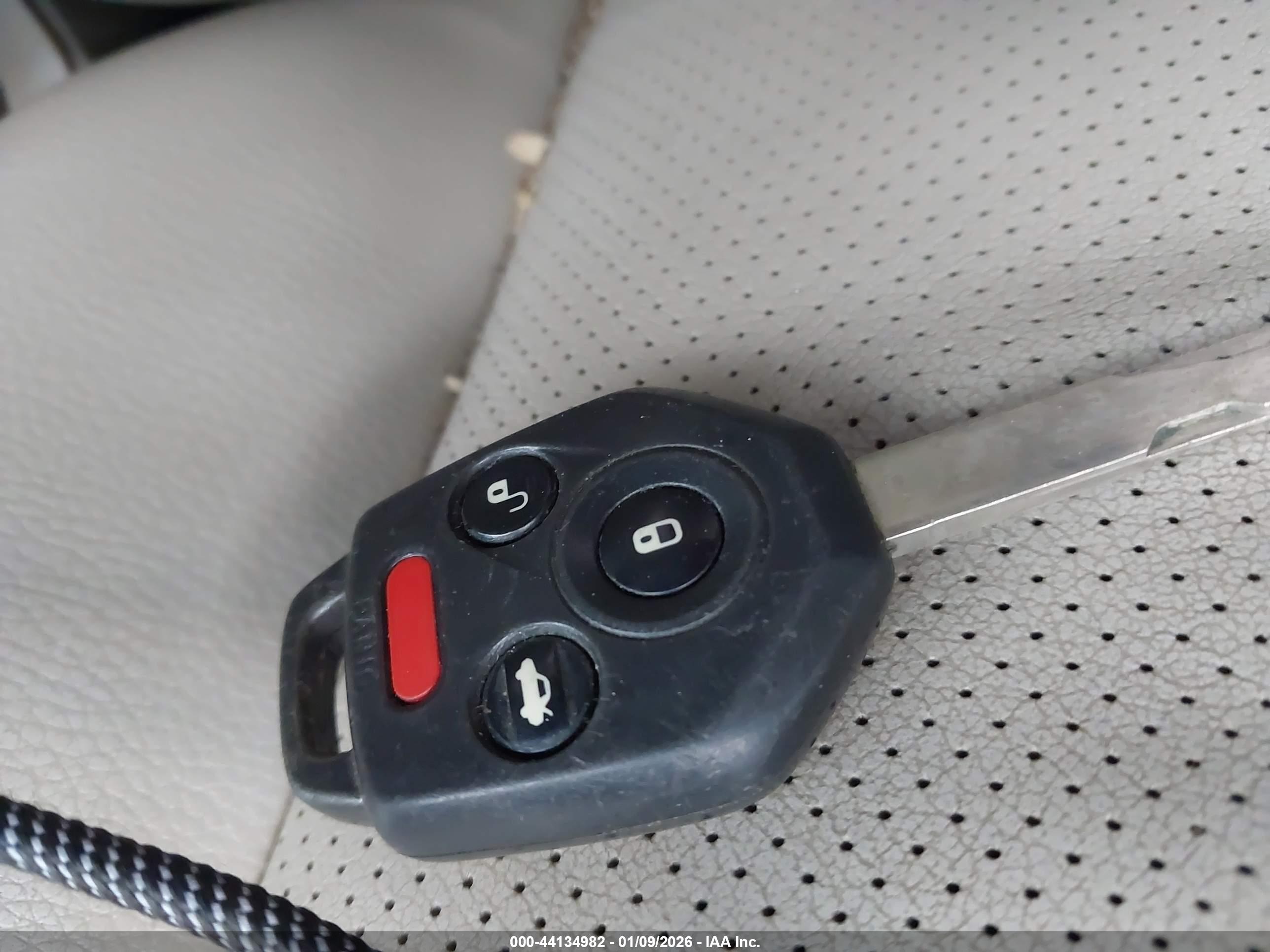 SUBARU OUTBACK image 11