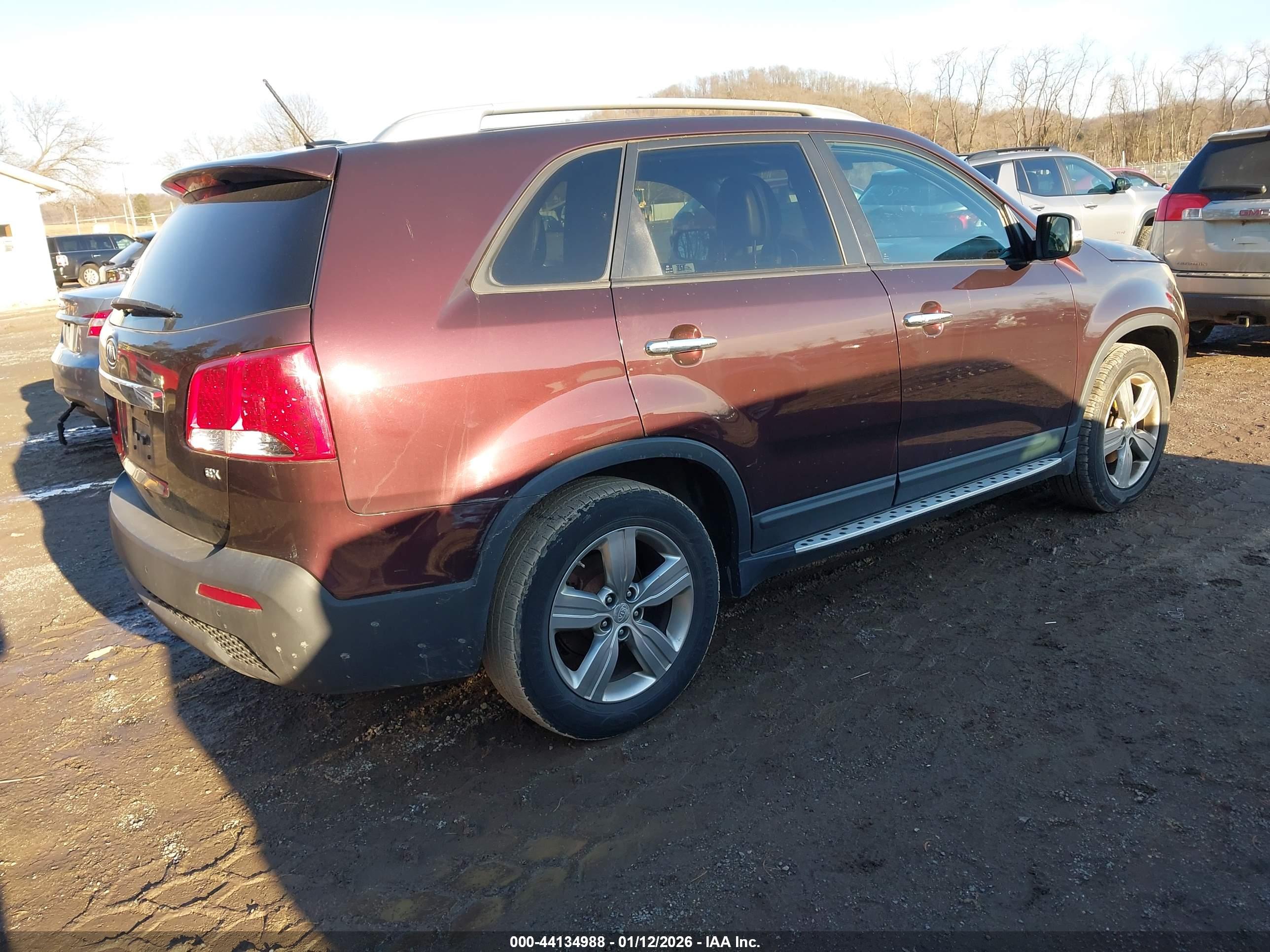 KIA SORENTO image 4