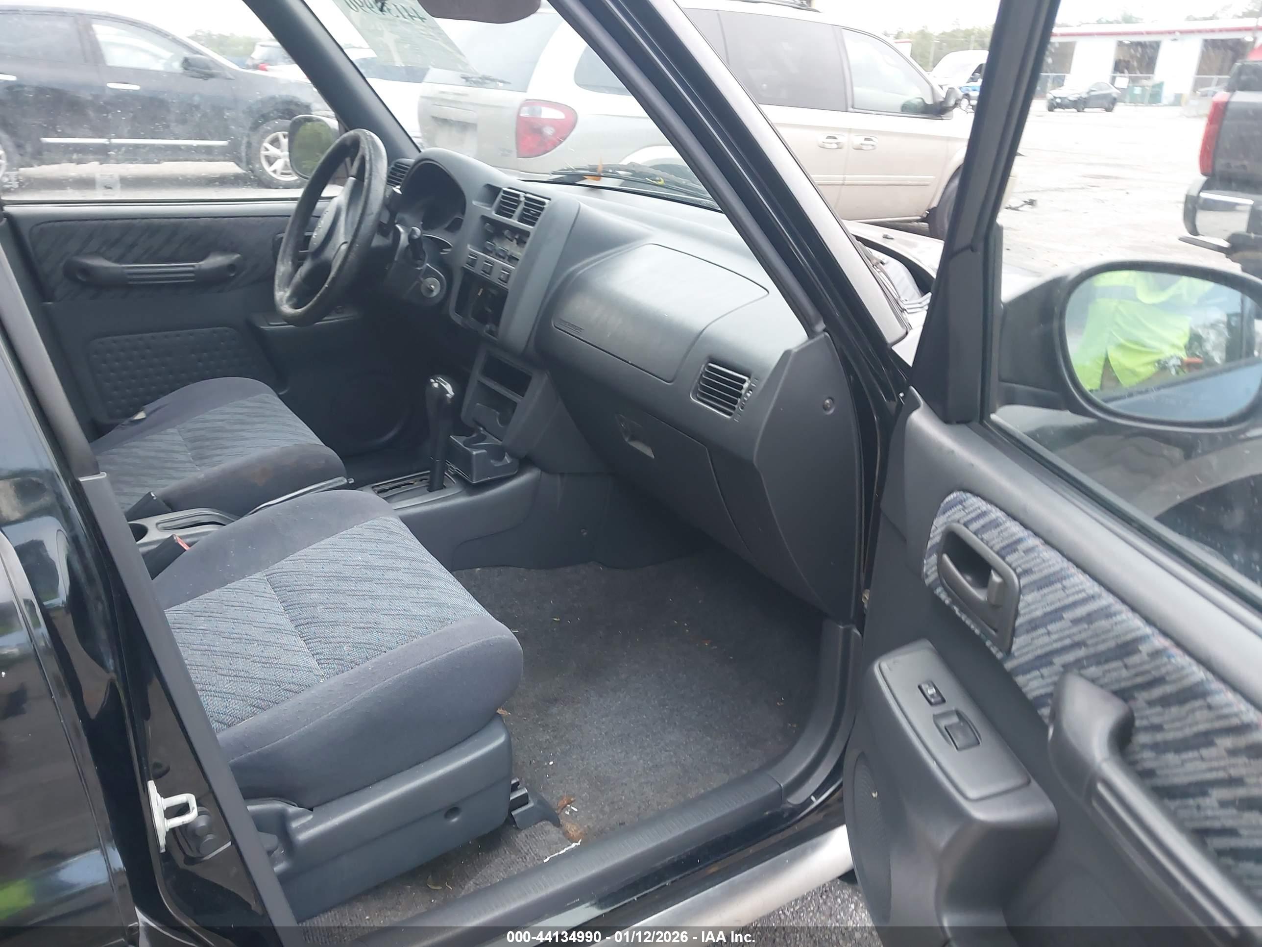TOYOTA RAV4 image 5