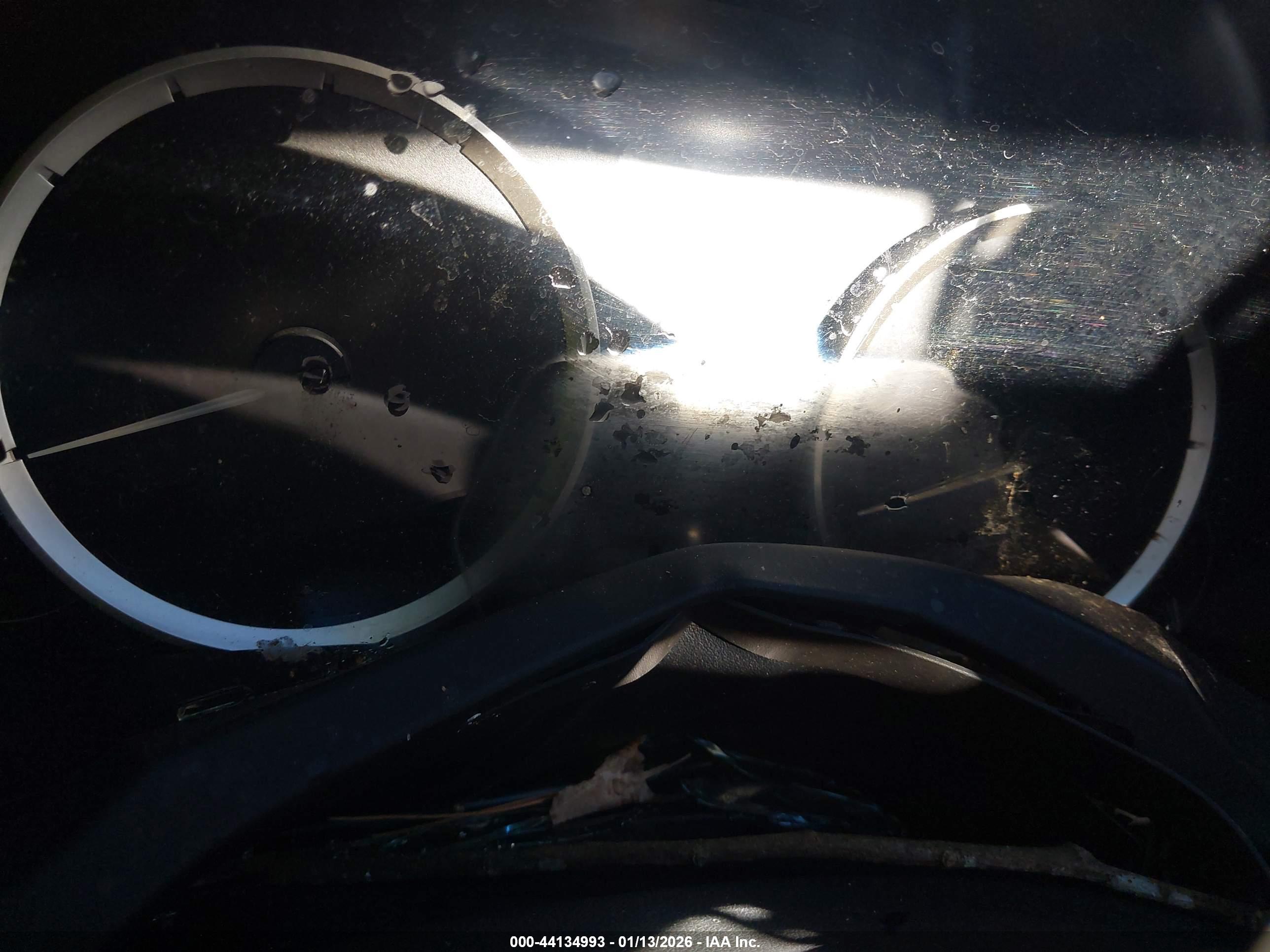 LEXUS IS image 7