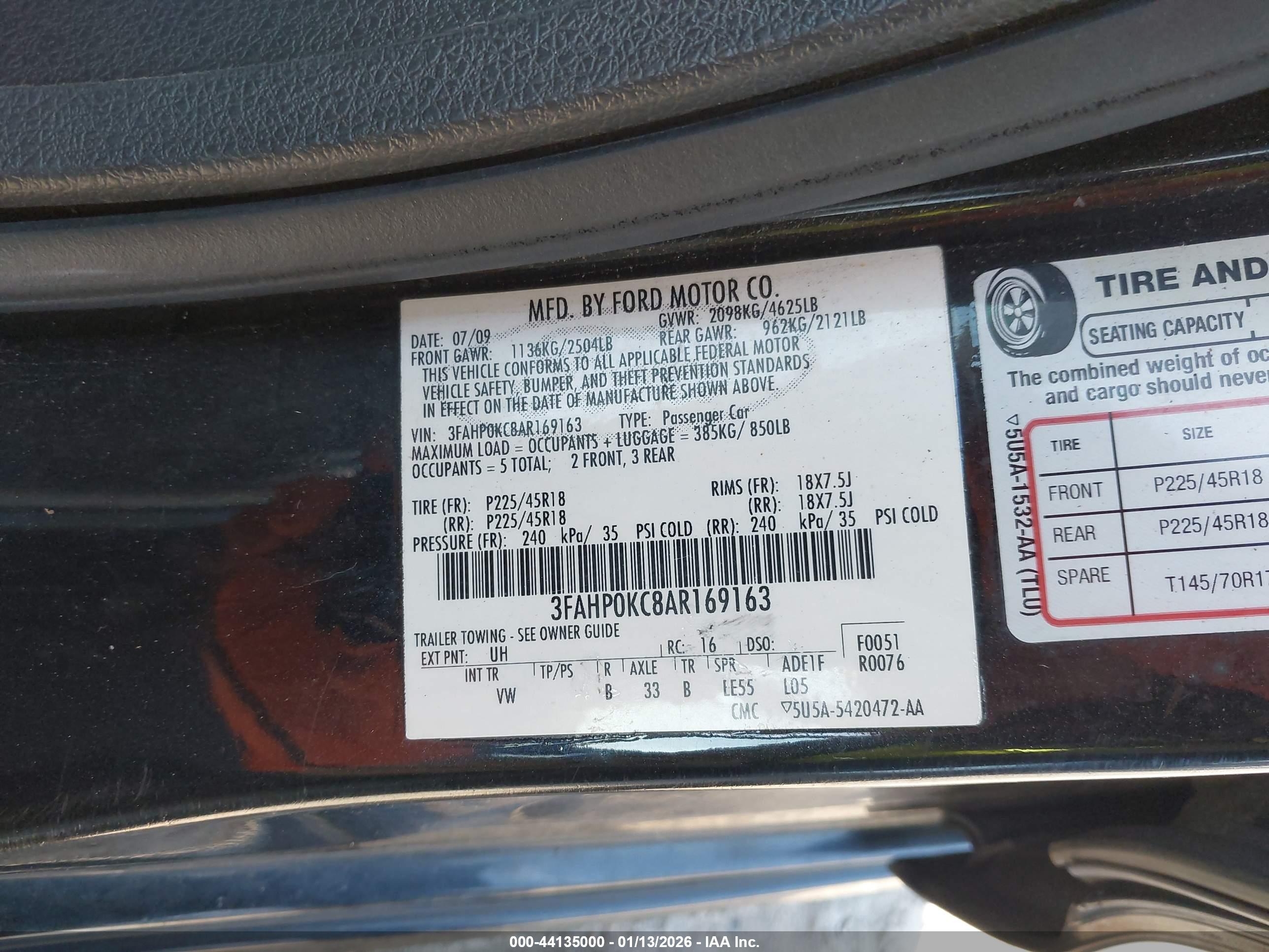 FORD FUSION image 9