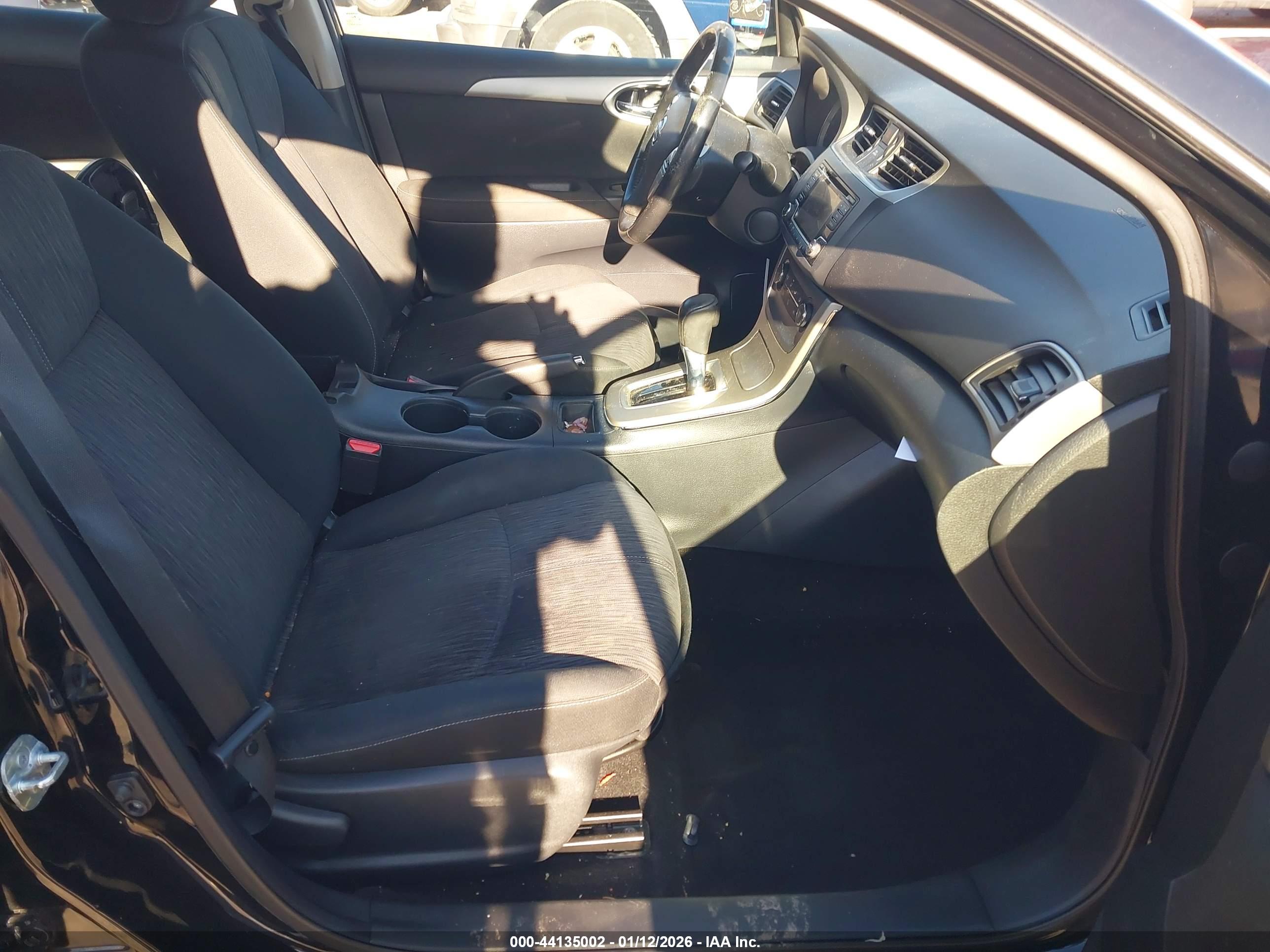 NISSAN SENTRA image 5