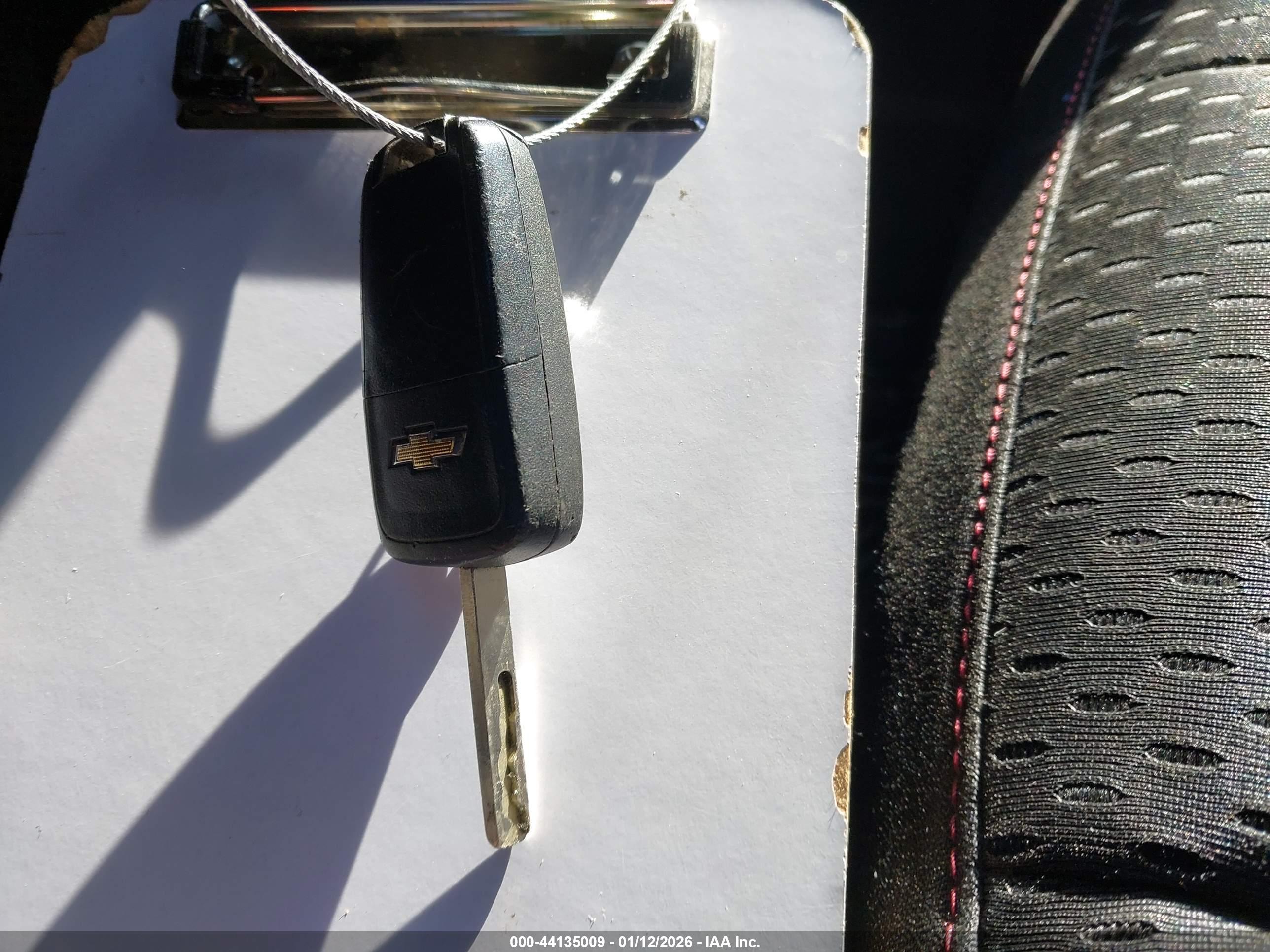CHEVROLET EQUINOX image 11