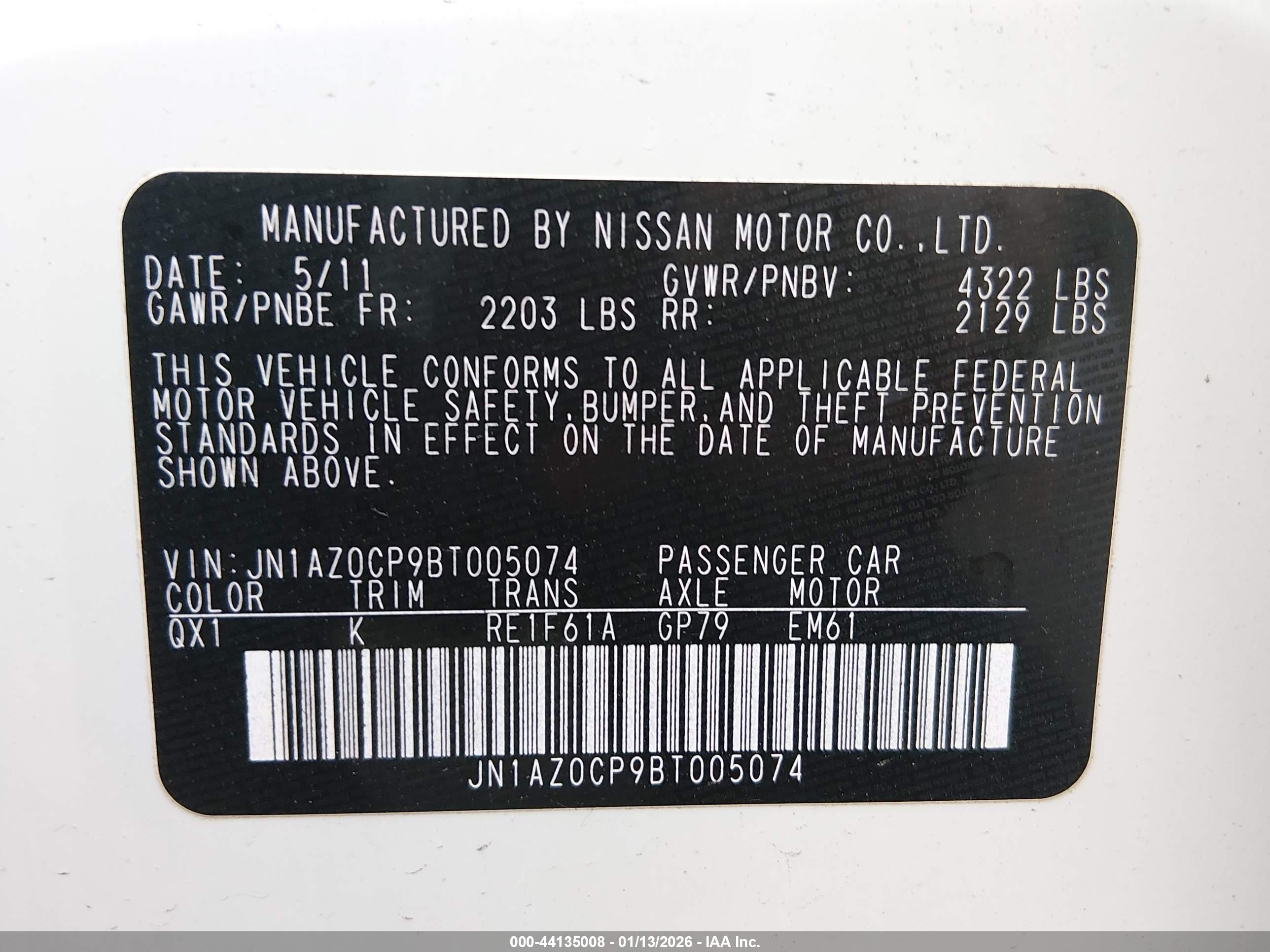 NISSAN LEAF image 9