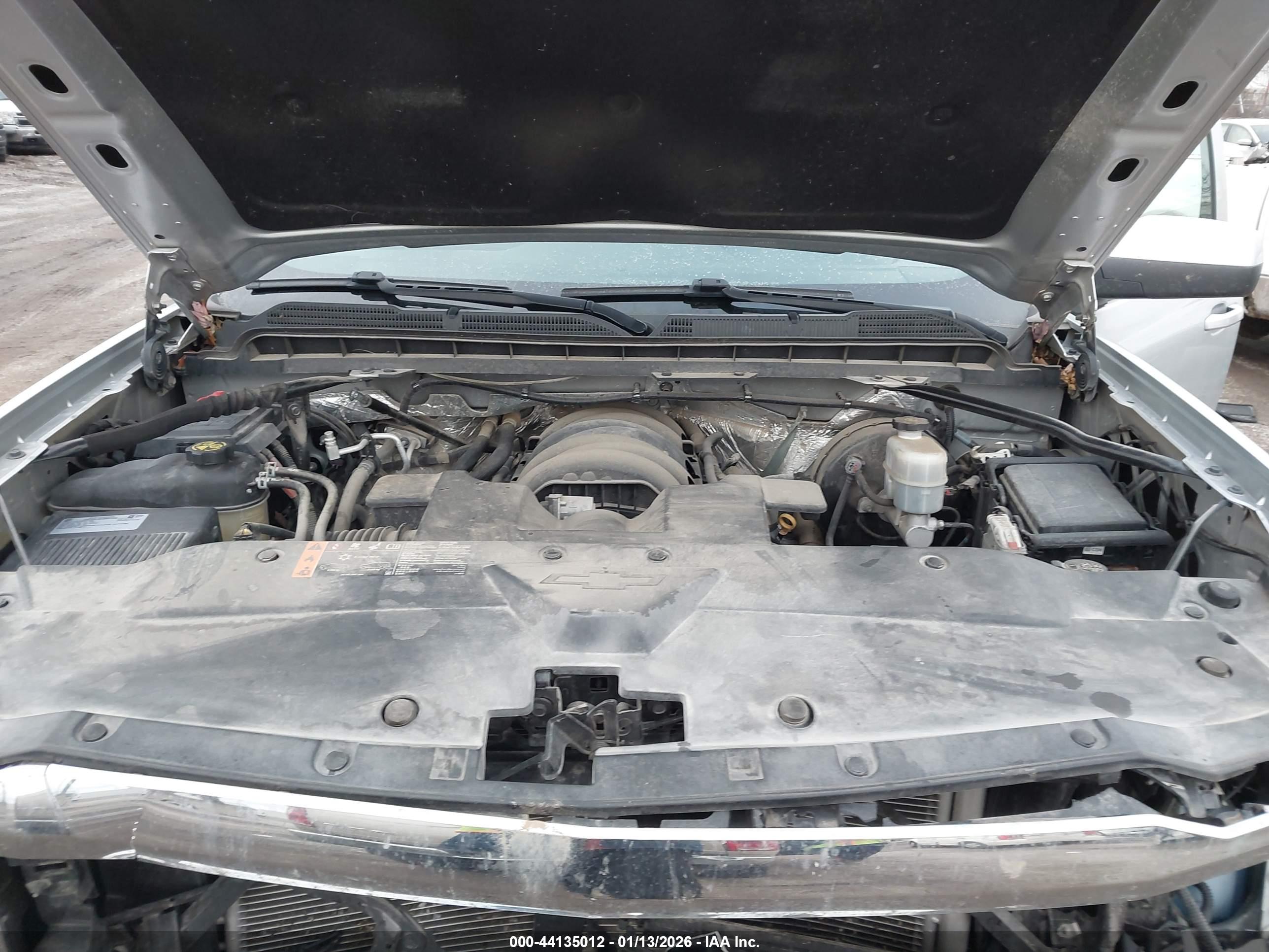 CHEVROLET SILVERADO image 10
