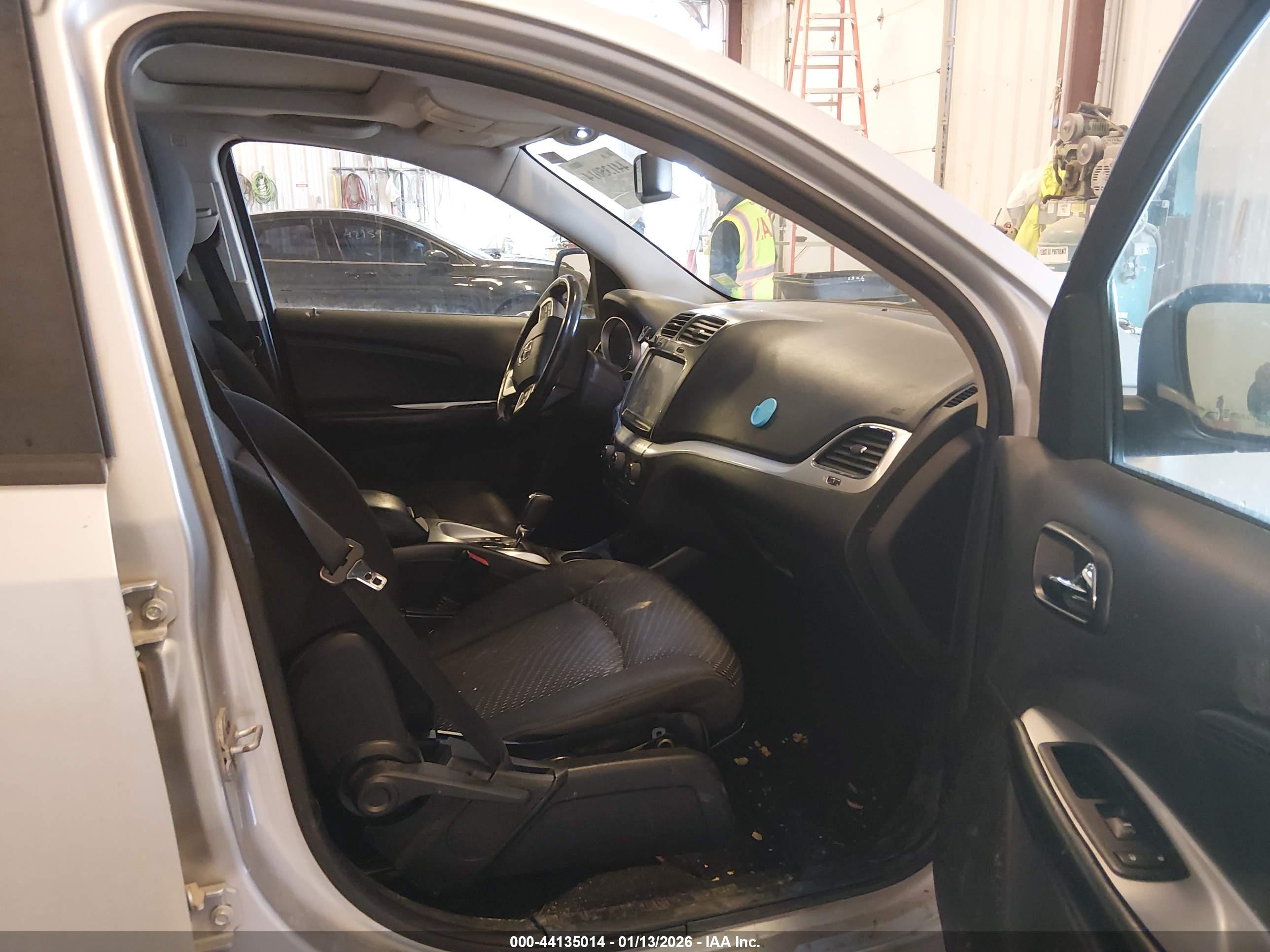 DODGE JOURNEY image 5