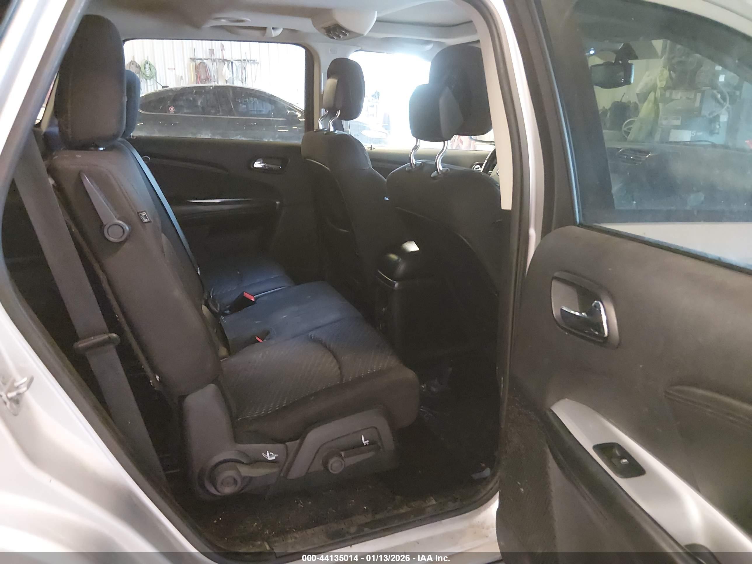 DODGE JOURNEY image 8