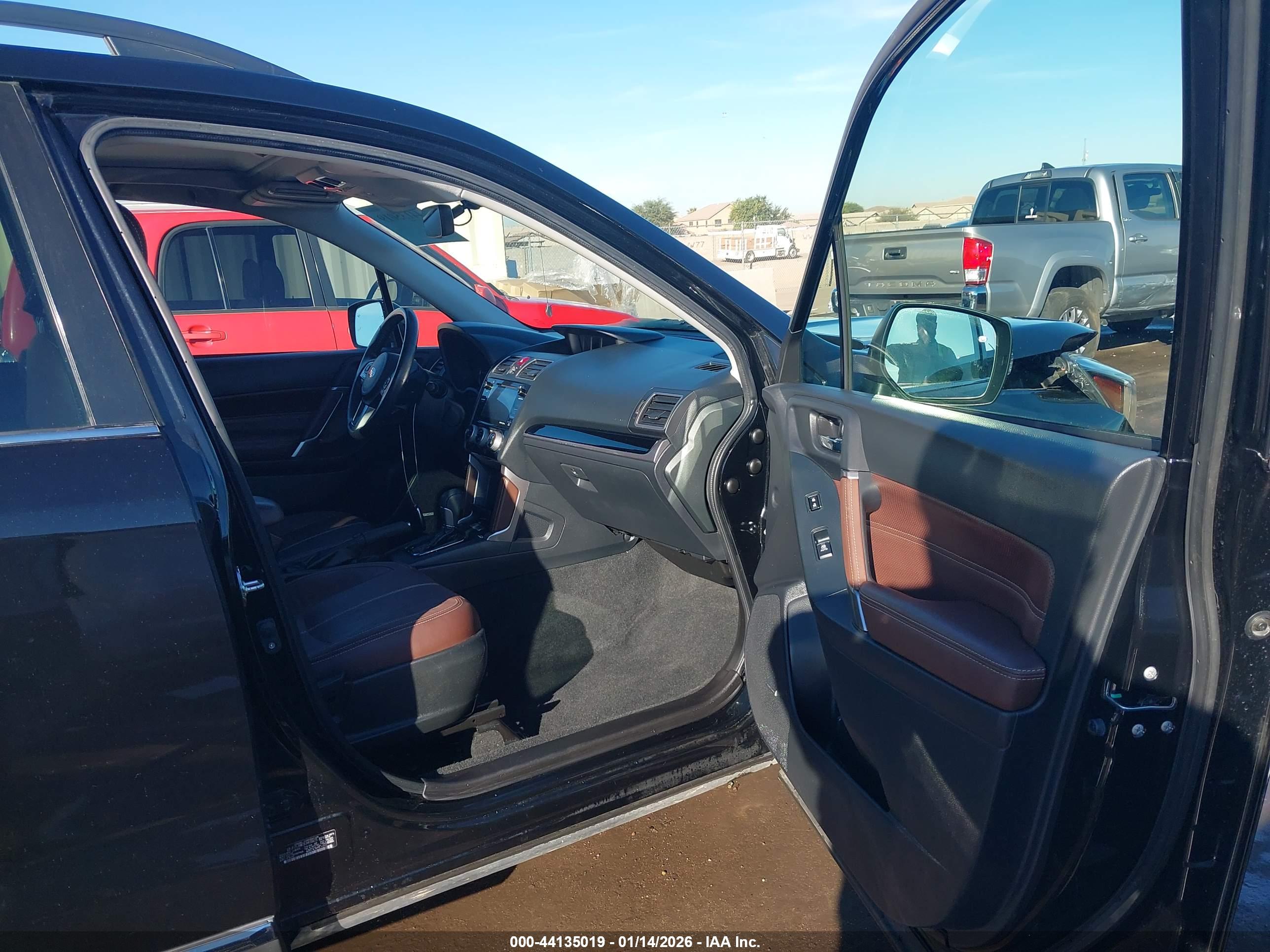 SUBARU FORESTER image 5