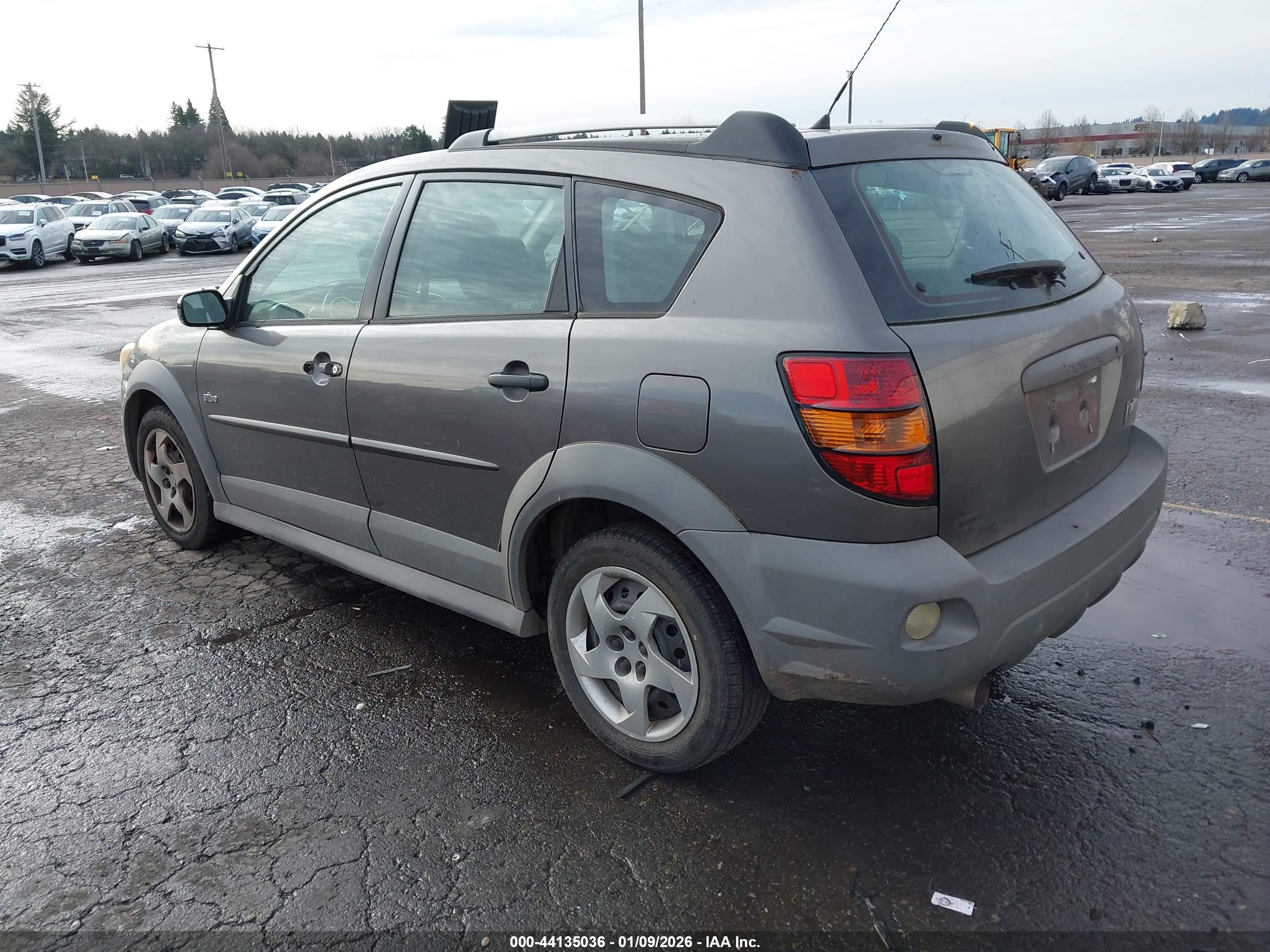 PONTIAC VIBE image 3