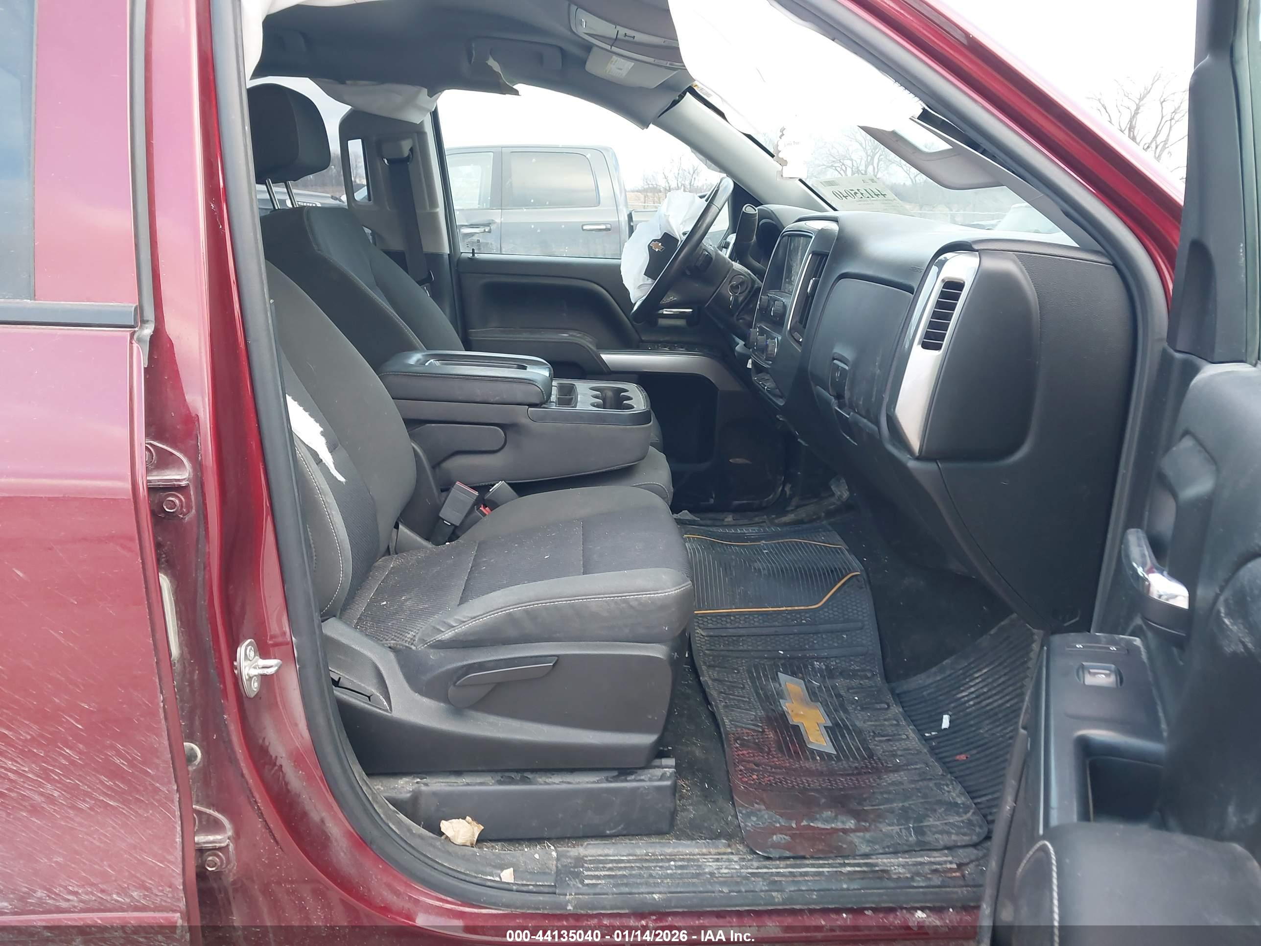 CHEVROLET SILVERADO image 5