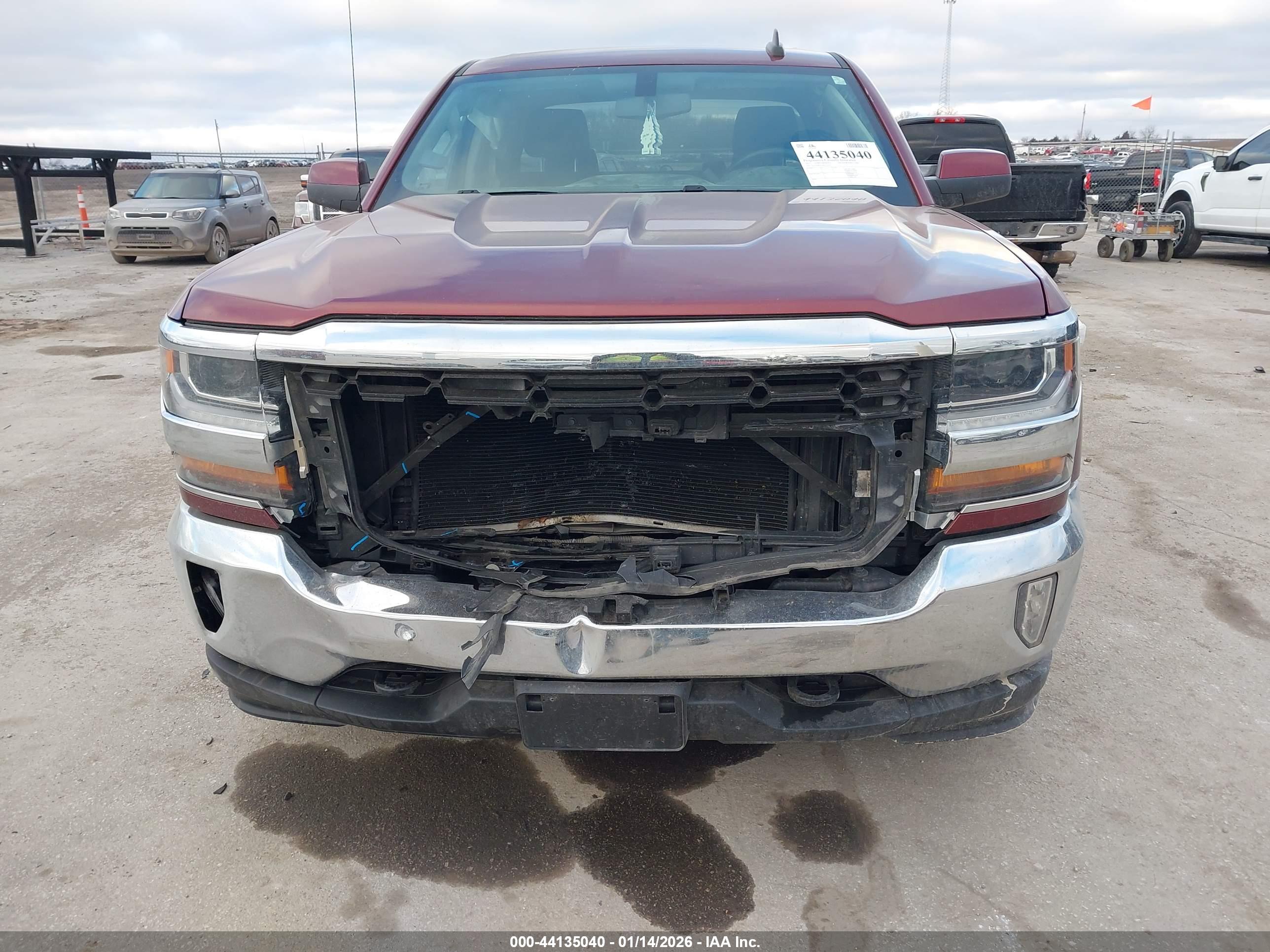 CHEVROLET SILVERADO image 6