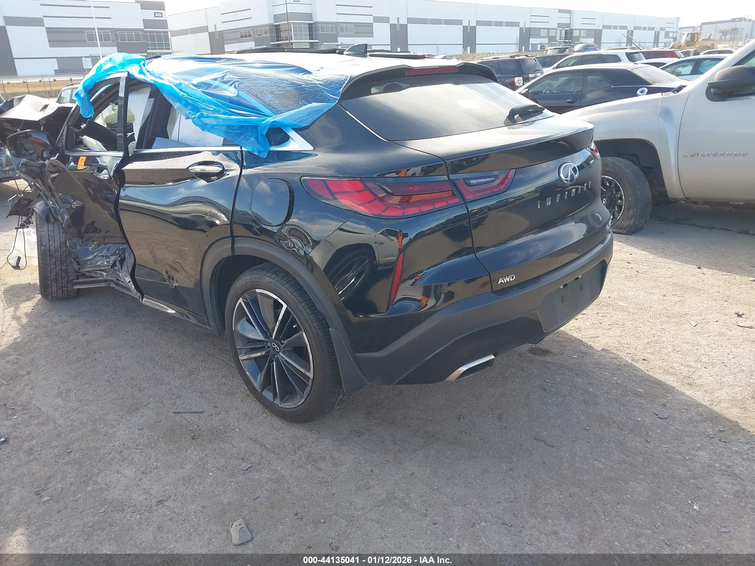 INFINITI QX55 image 3