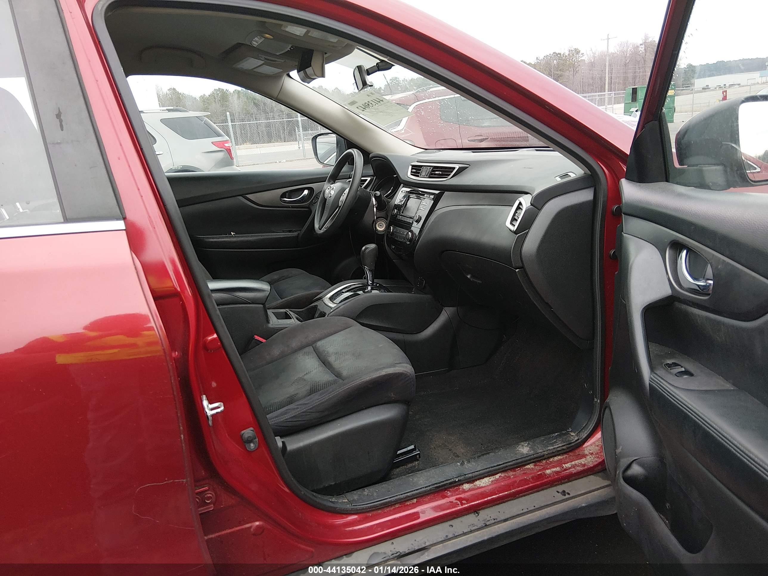 NISSAN ROGUE image 5