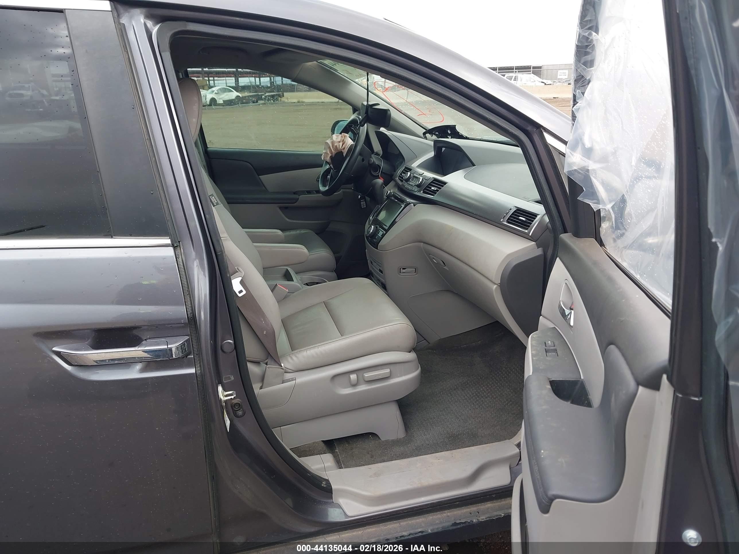 HONDA ODYSSEY image 5