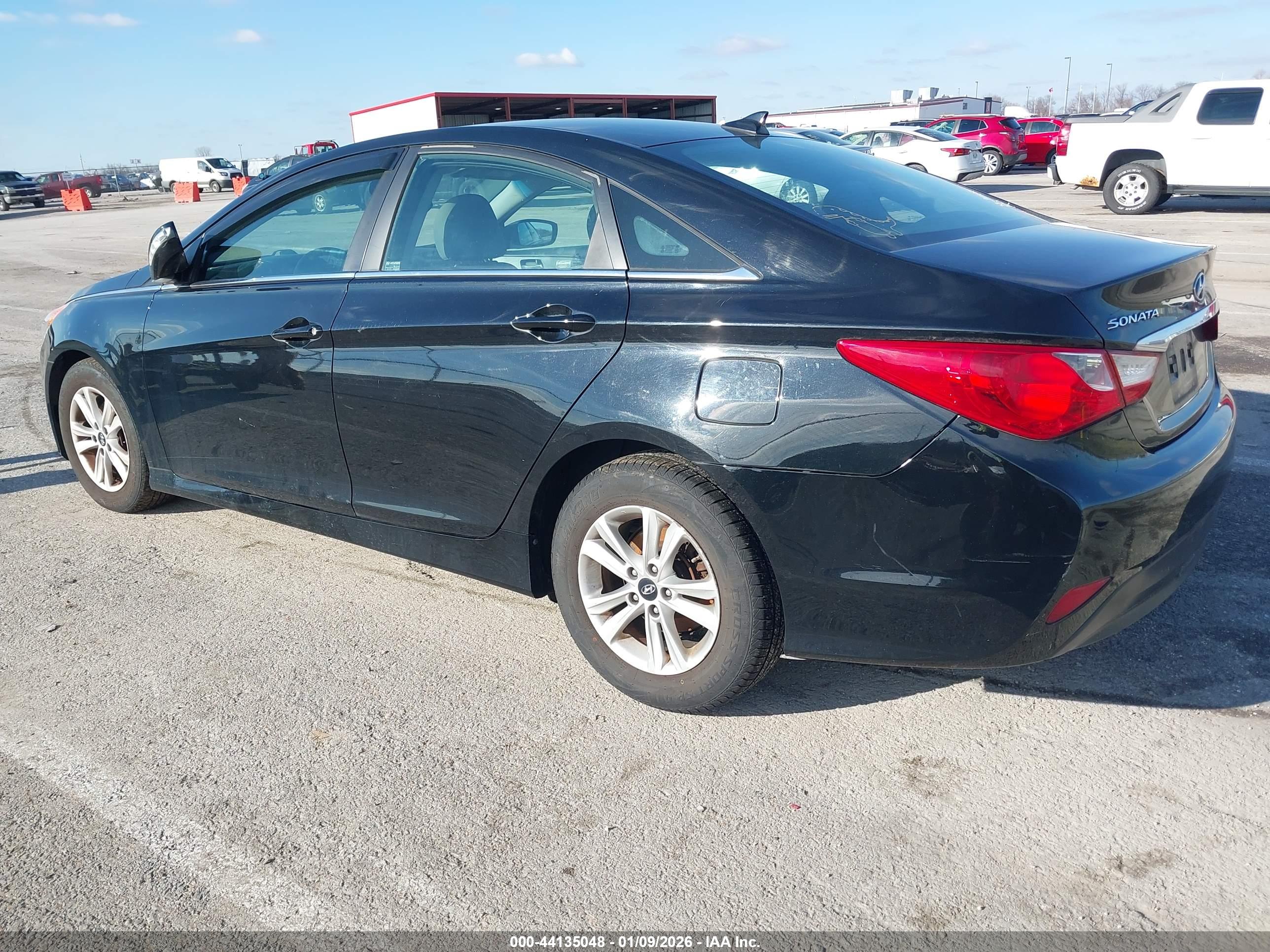 HYUNDAI SONATA image 3