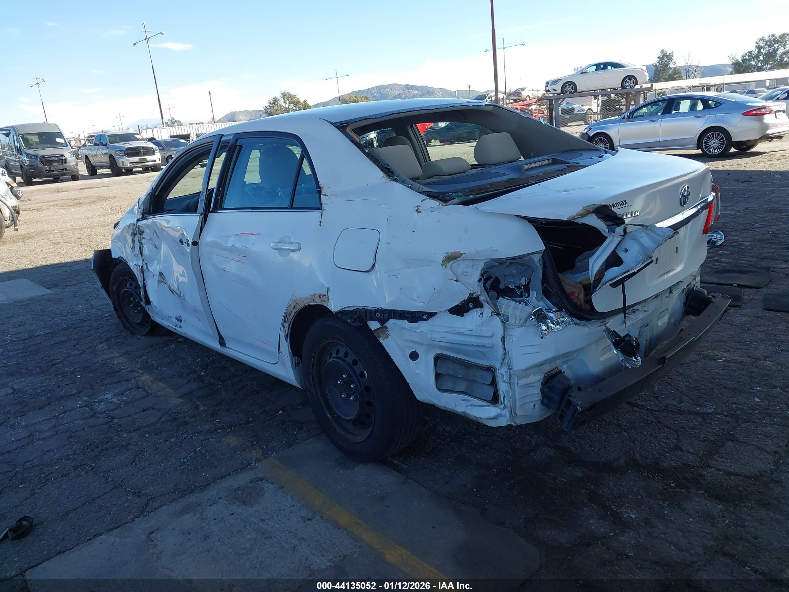 TOYOTA COROLLA image 3