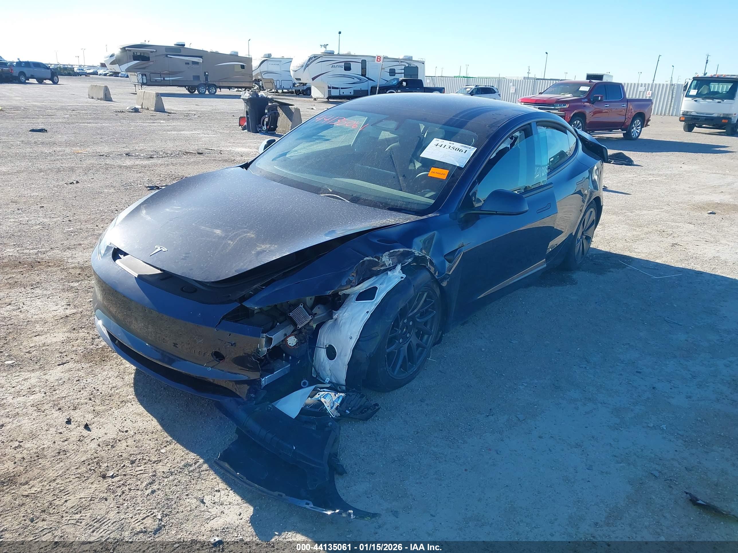 TESLA MODEL image 2