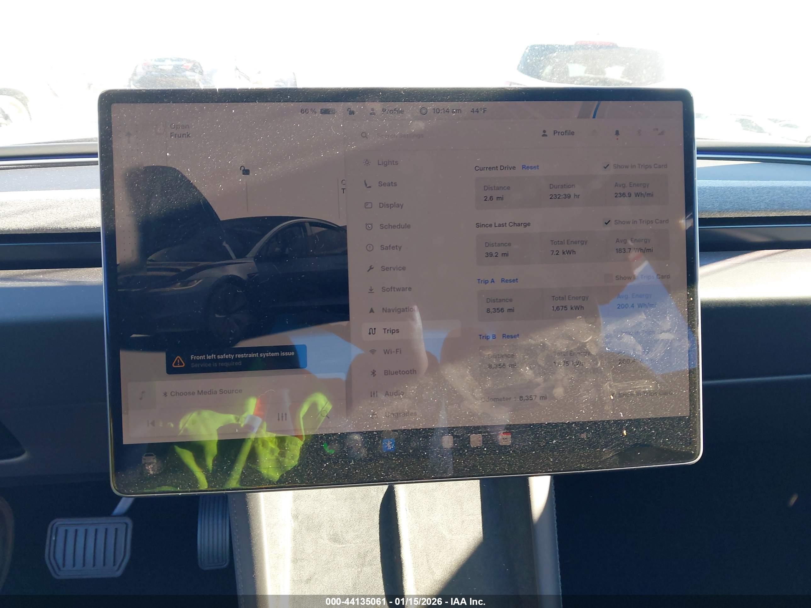 TESLA MODEL image 7
