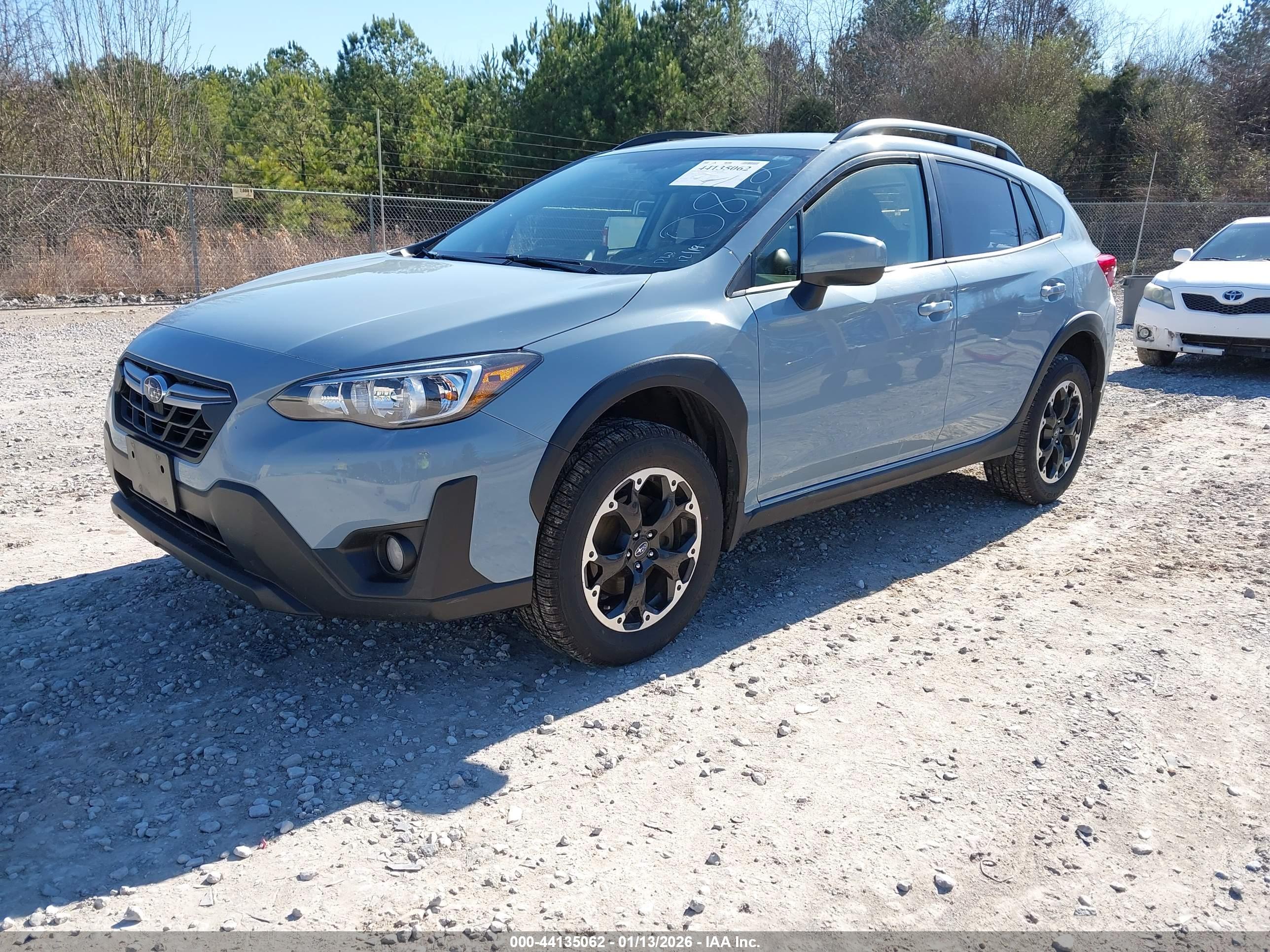 SUBARU CROSSTREK image 2