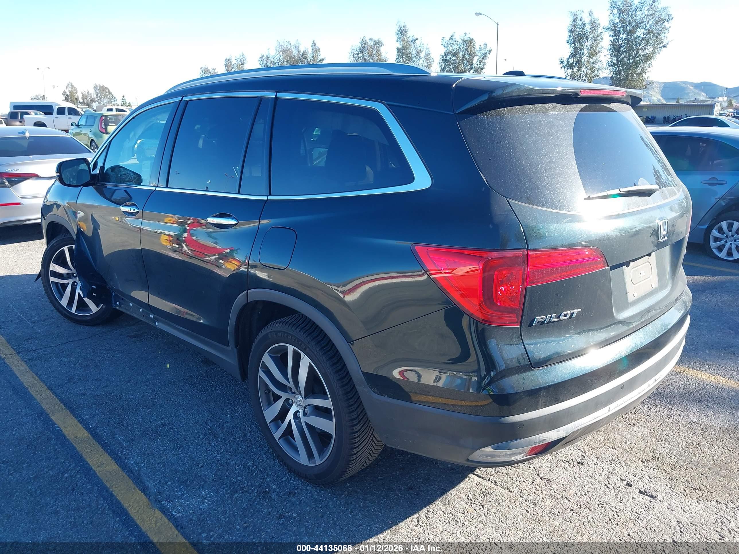 HONDA PILOT image 3