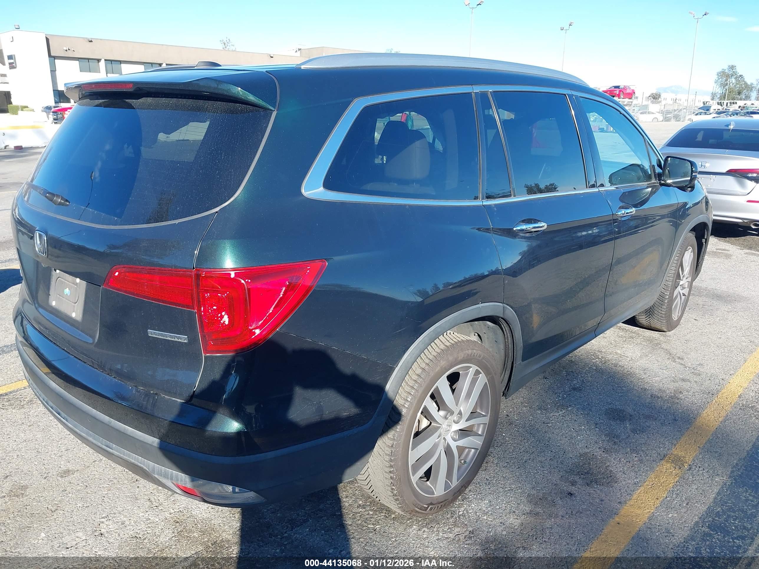 HONDA PILOT image 4