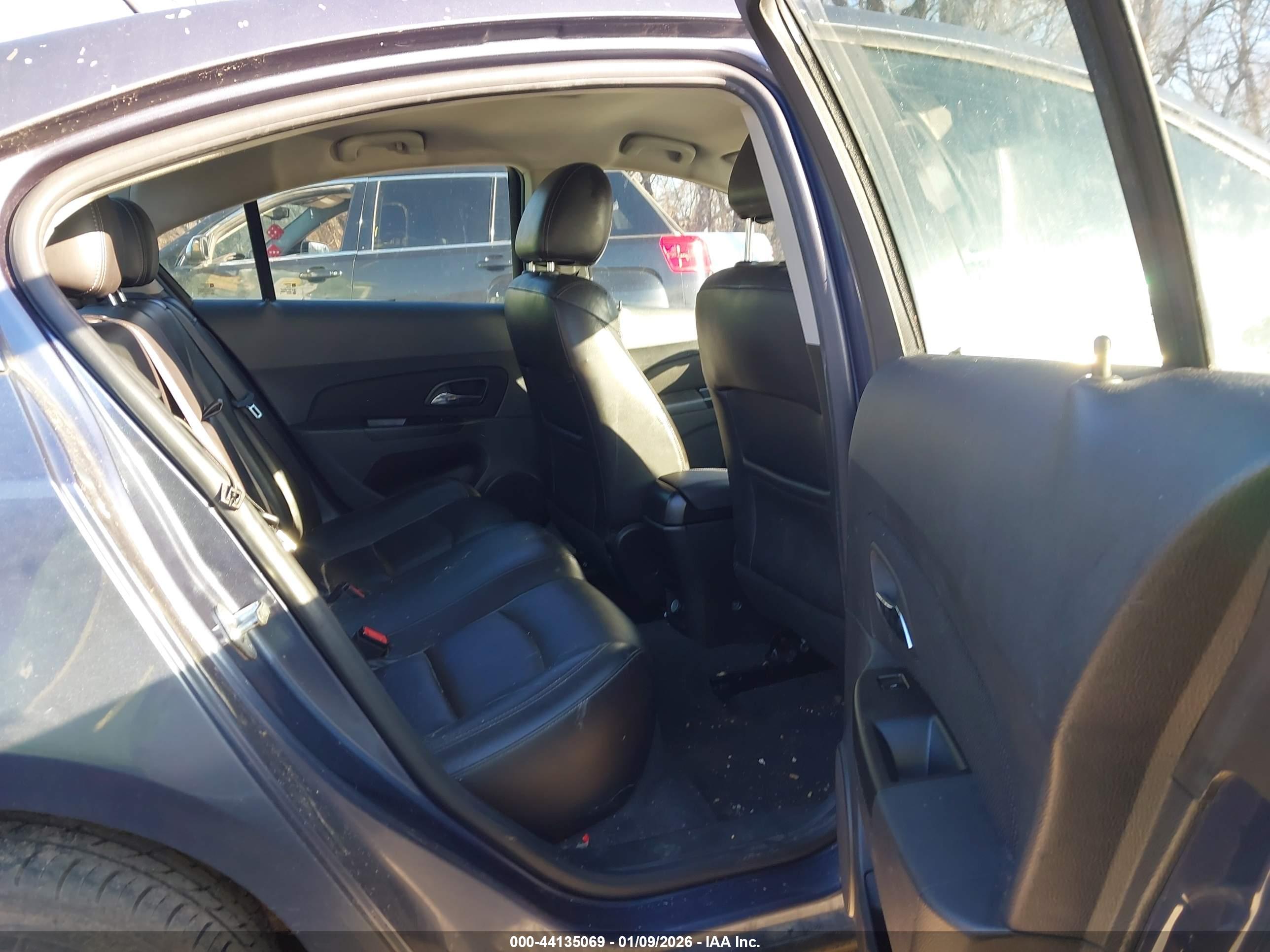 CHEVROLET CRUZE image 8