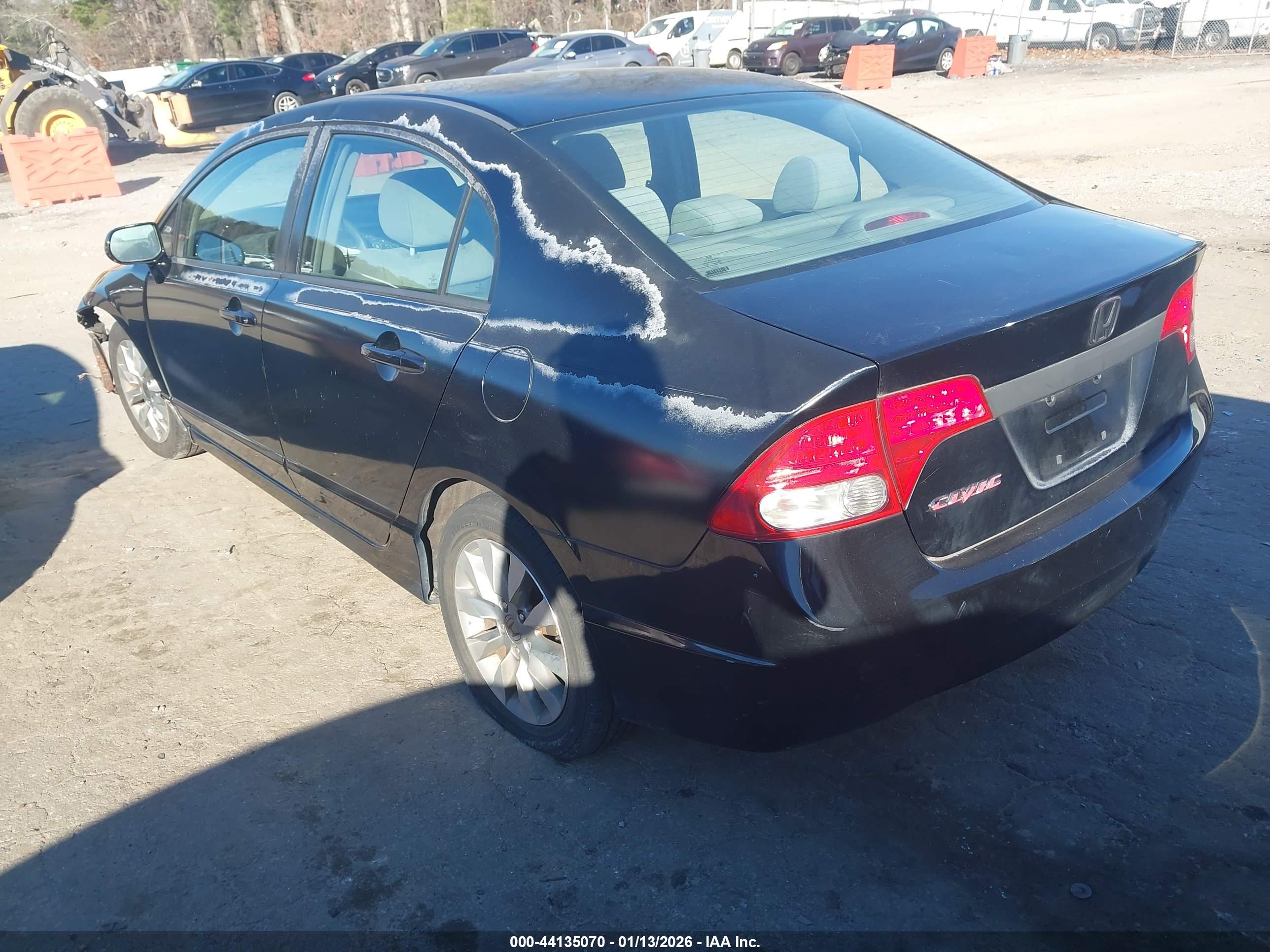 HONDA CIVIC image 3