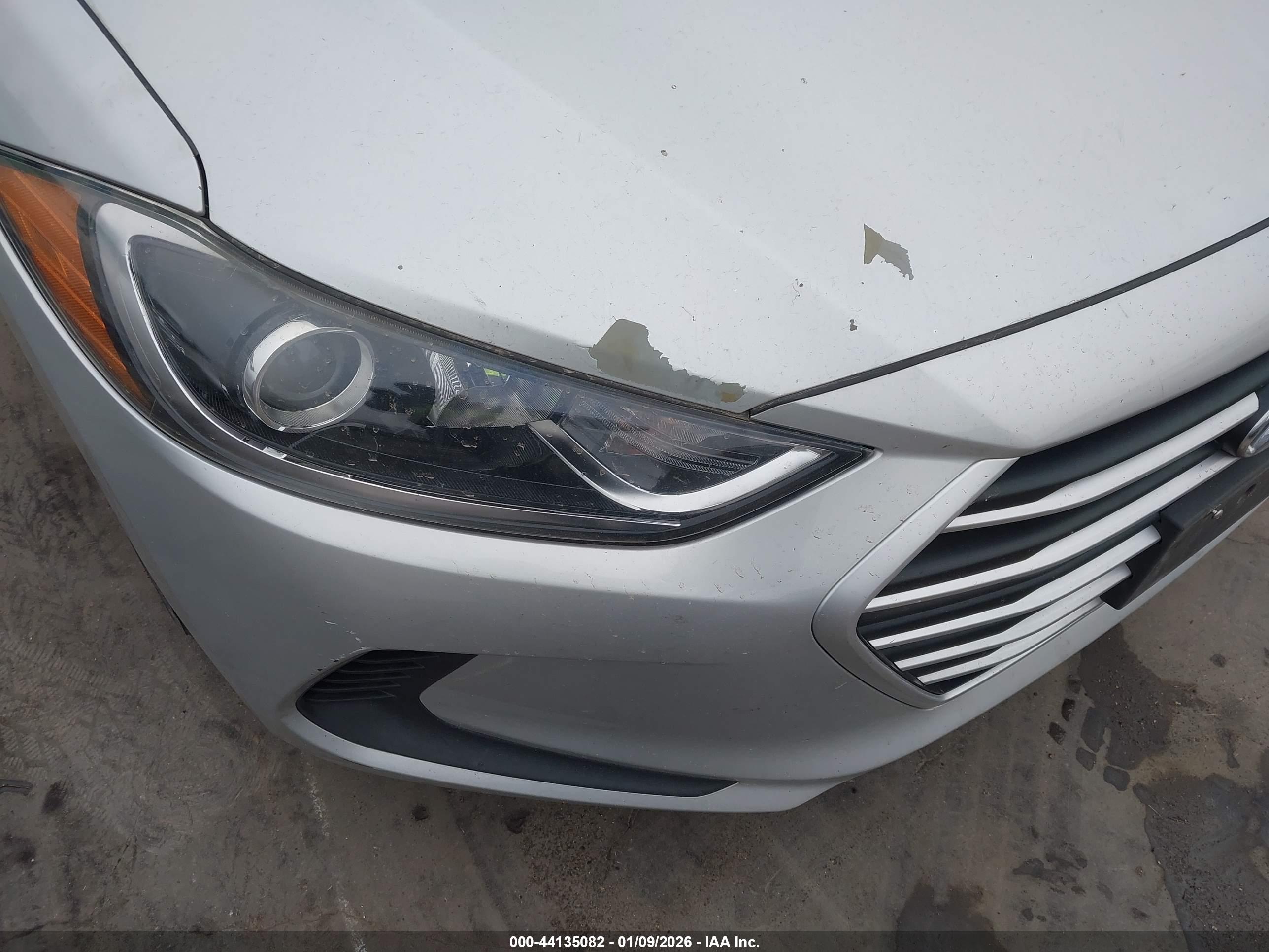 HYUNDAI ELANTRA image 6
