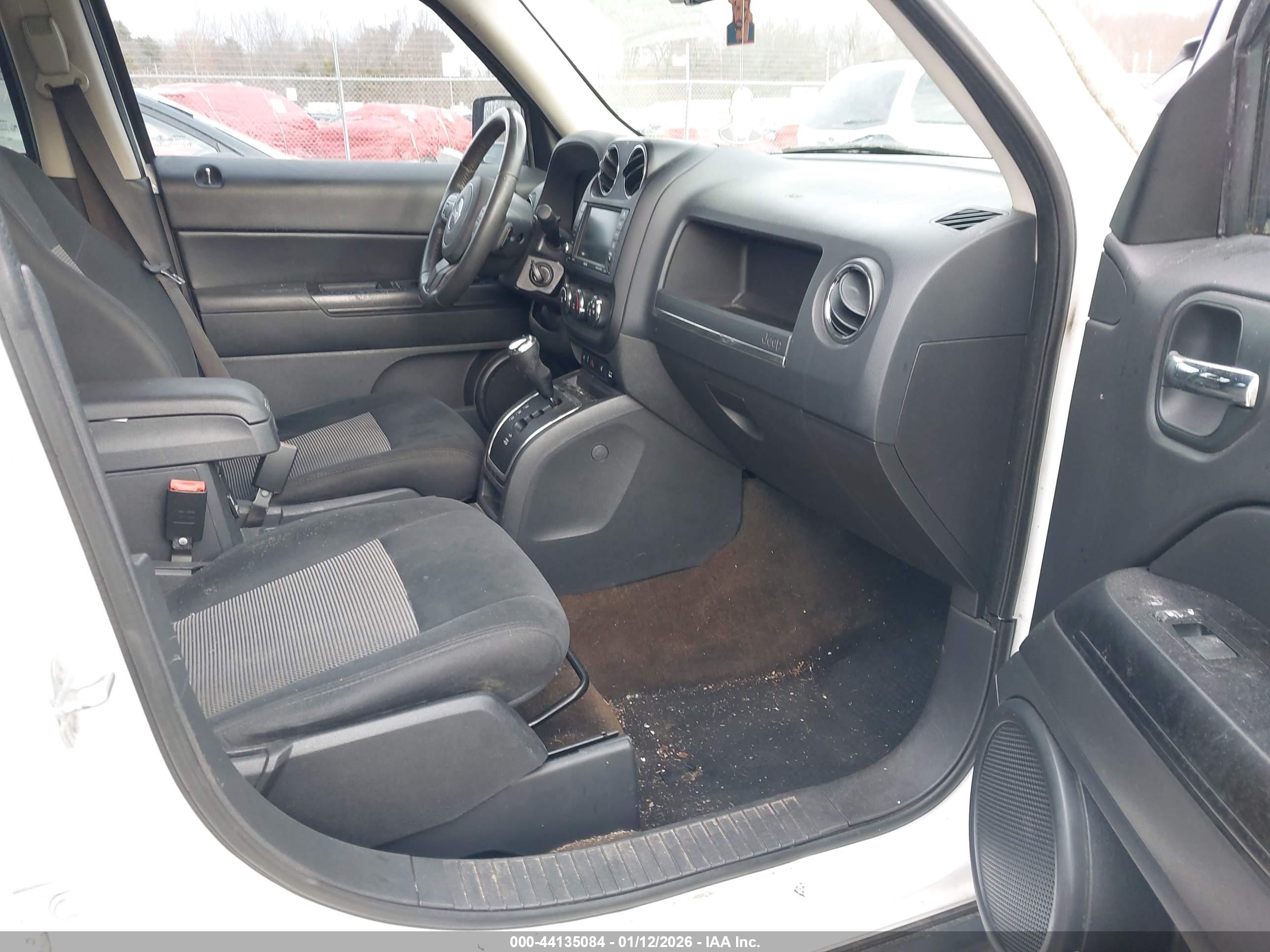 JEEP PATRIOT image 5