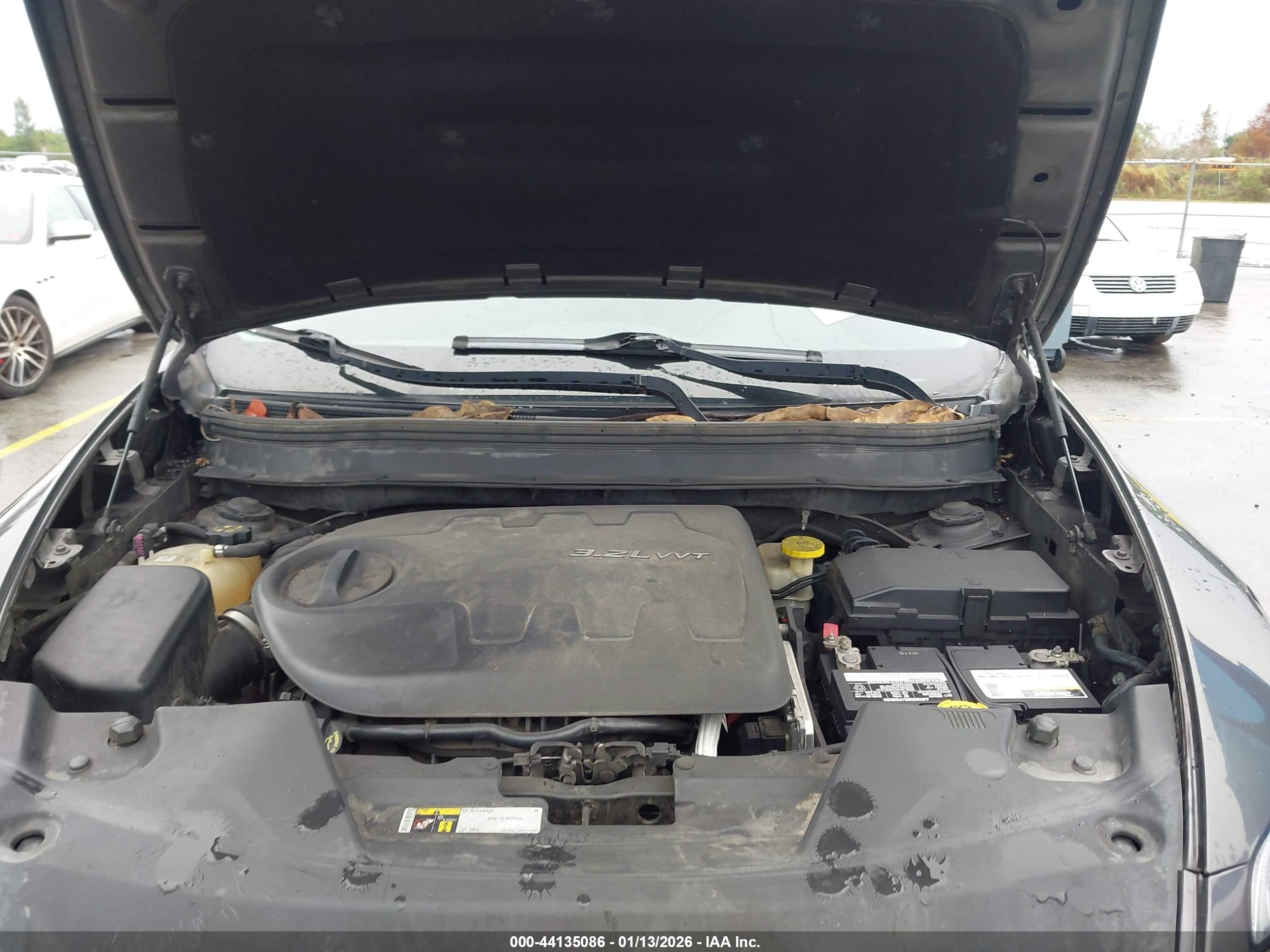 JEEP CHEROKEE image 10