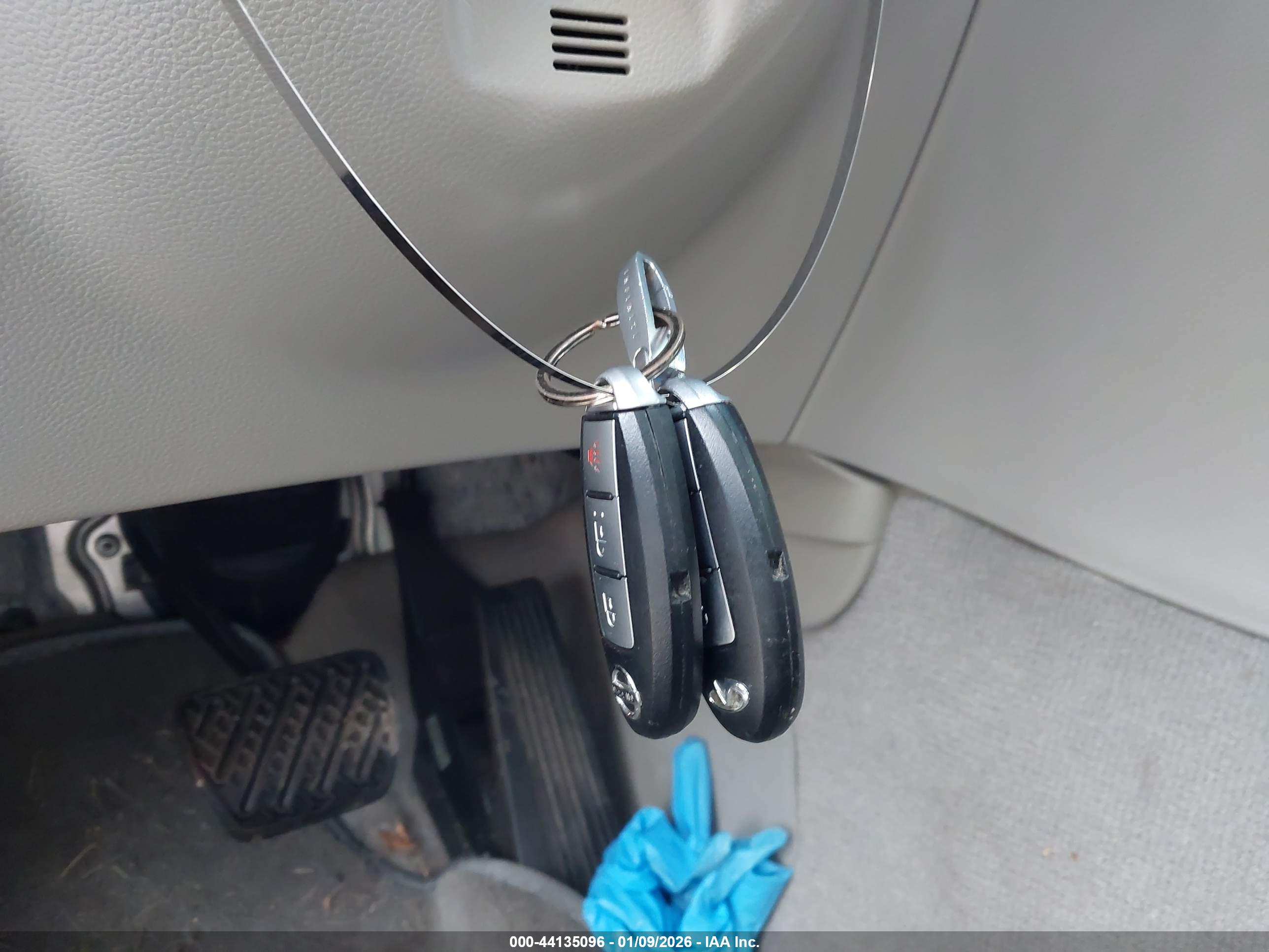 INFINITI EX35 image 11