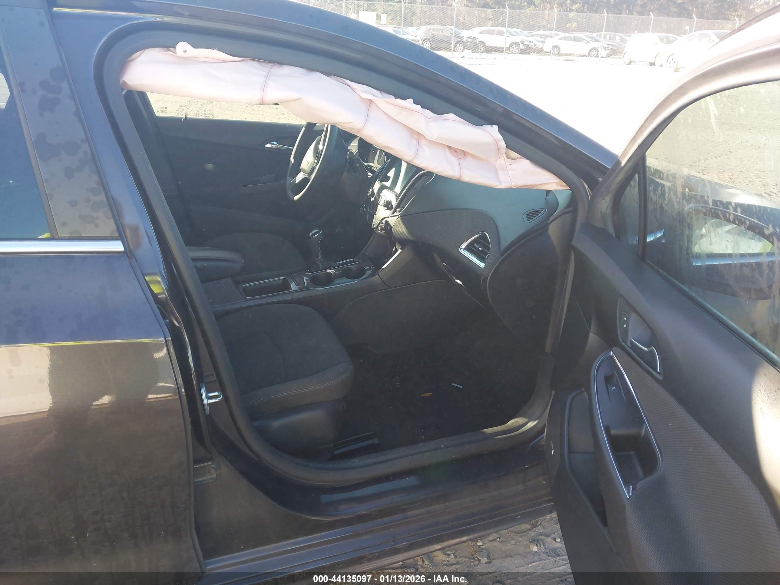 CHEVROLET CRUZE image 5