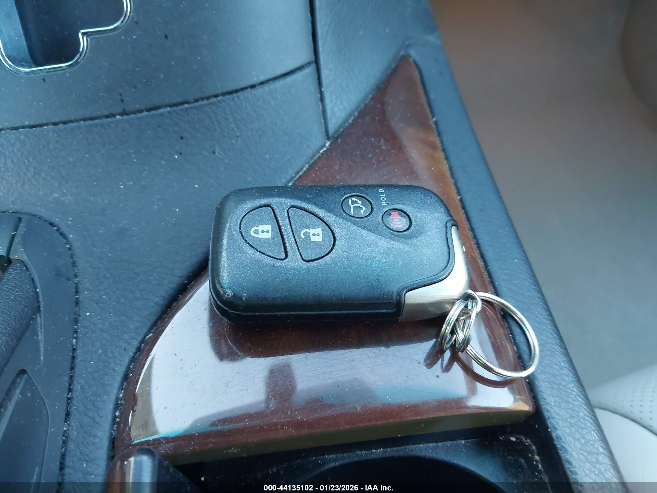 LEXUS RX image 11