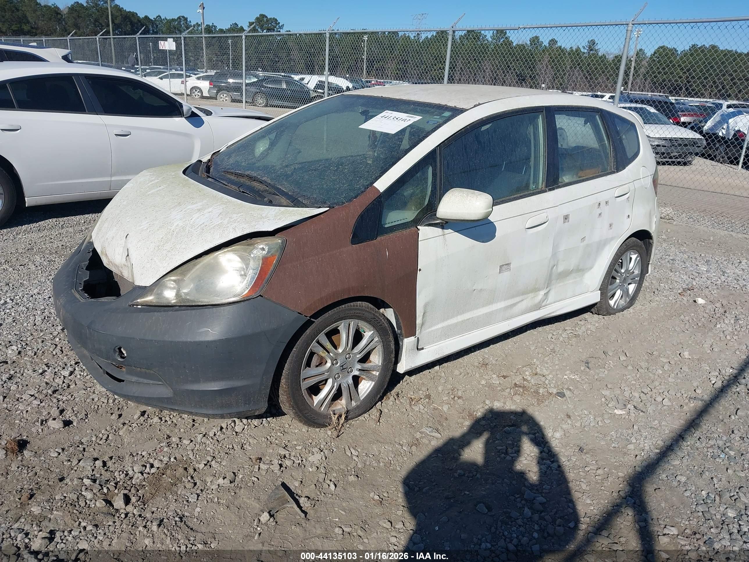 HONDA FIT image 2