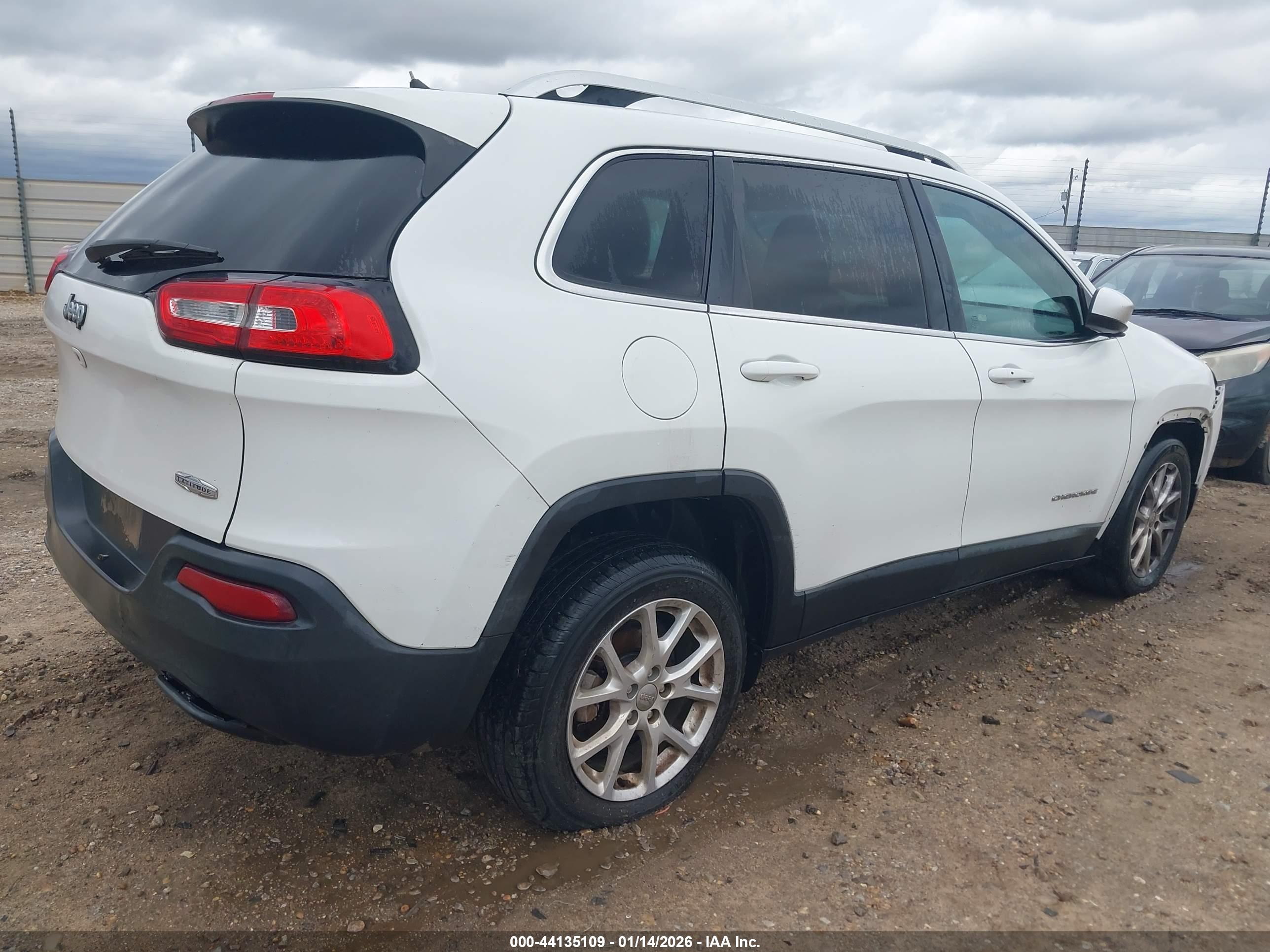 JEEP CHEROKEE image 4
