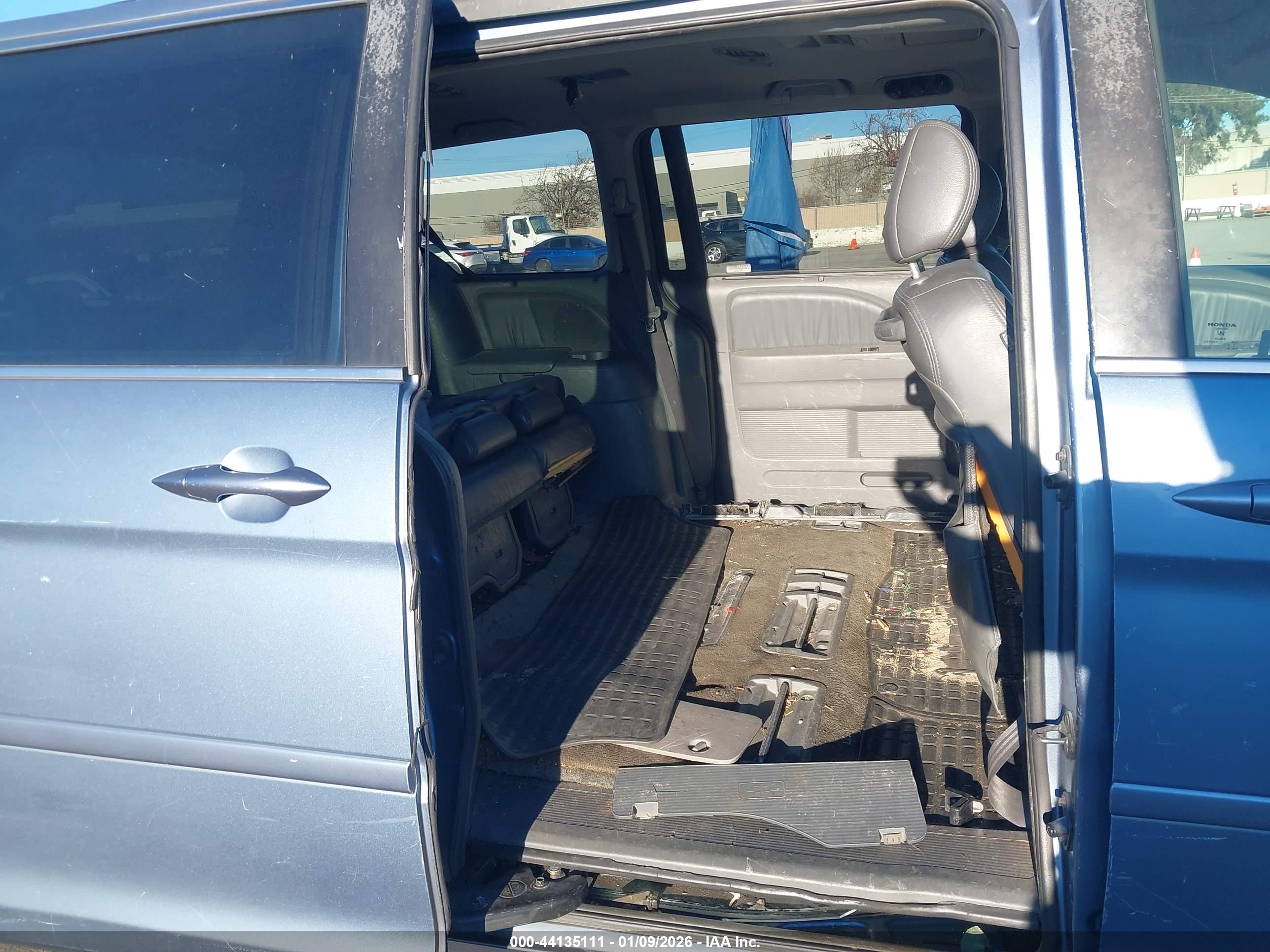 HONDA ODYSSEY image 8