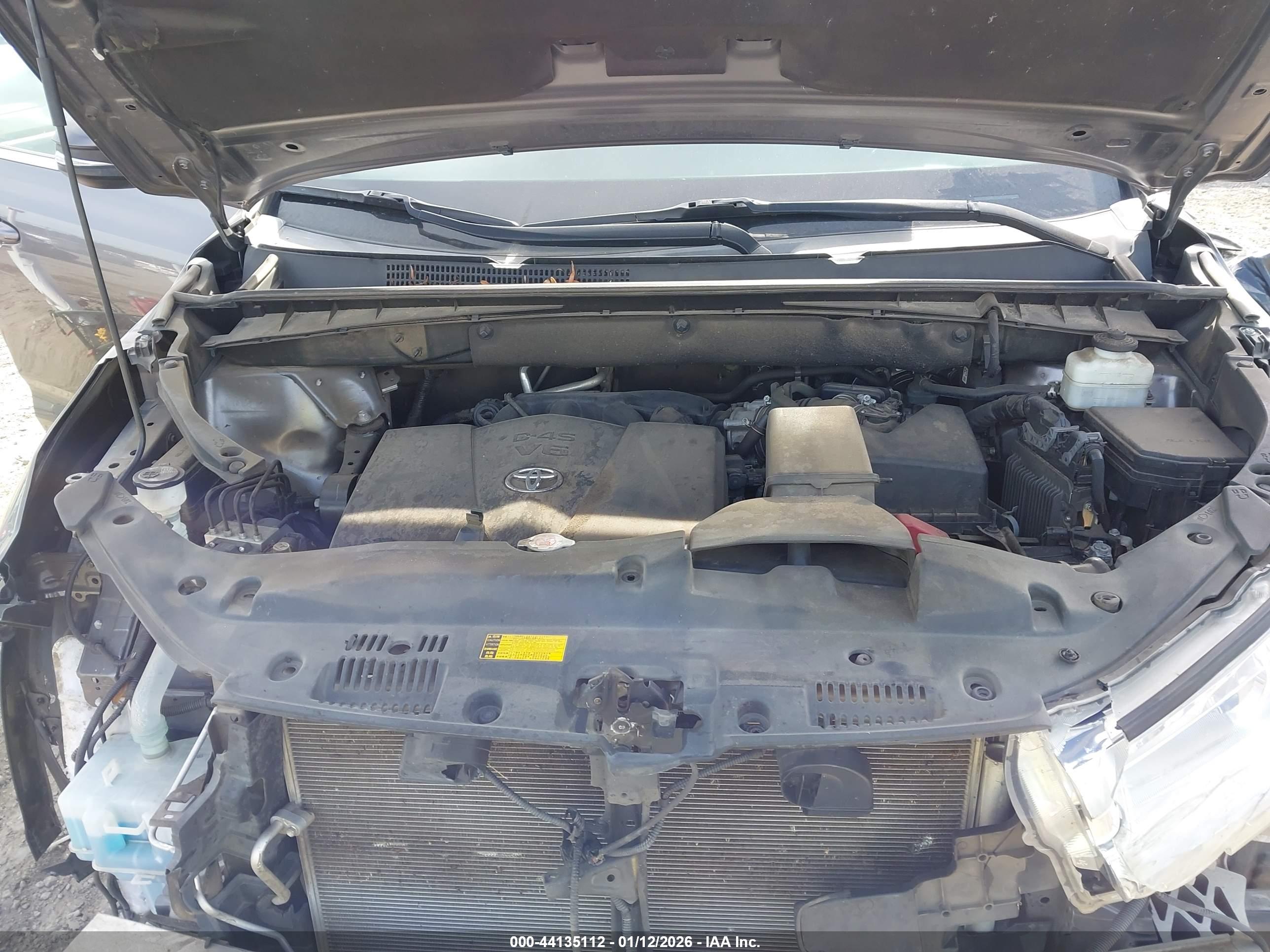 TOYOTA HIGHLANDER image 10