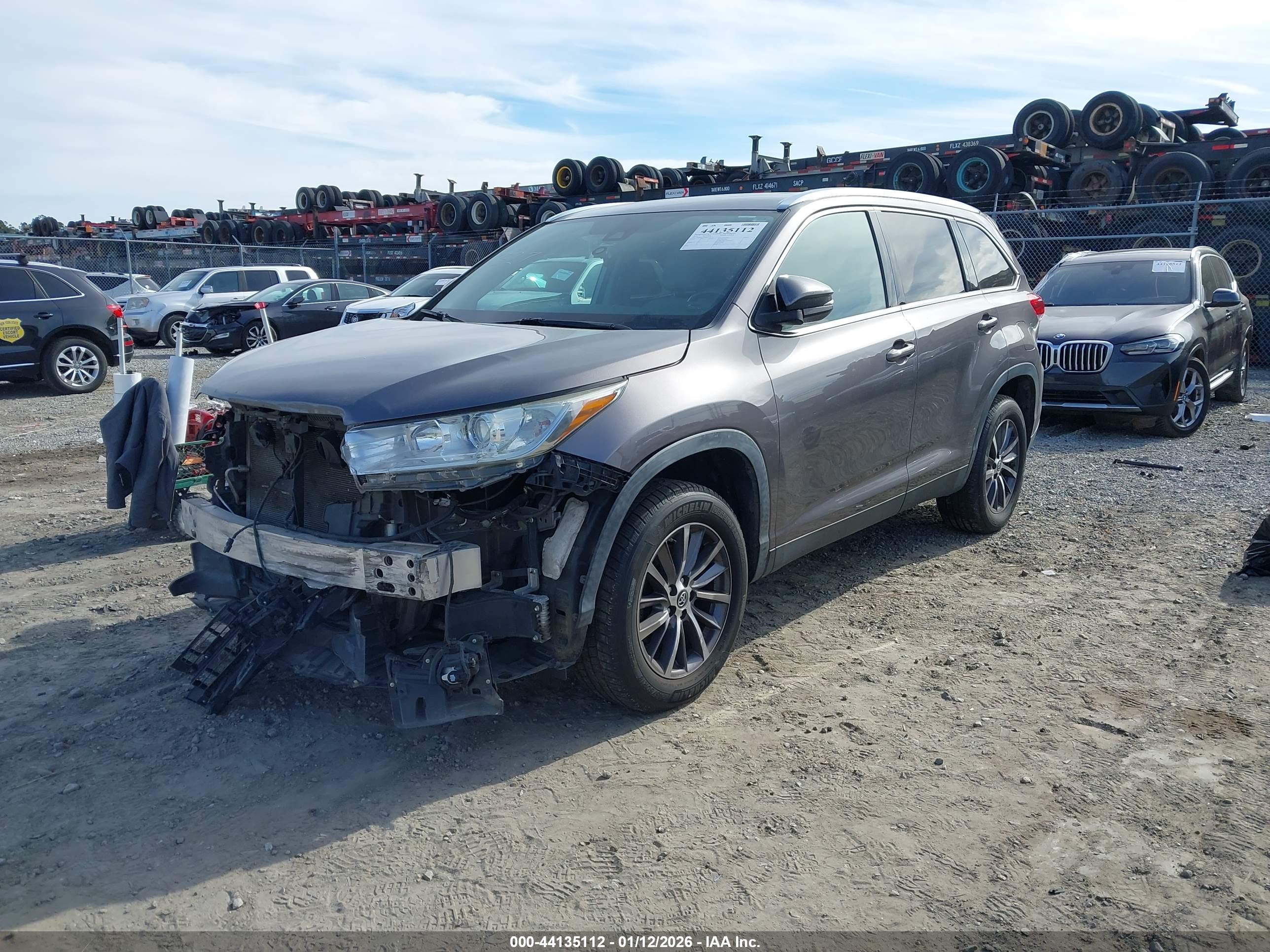 TOYOTA HIGHLANDER image 2
