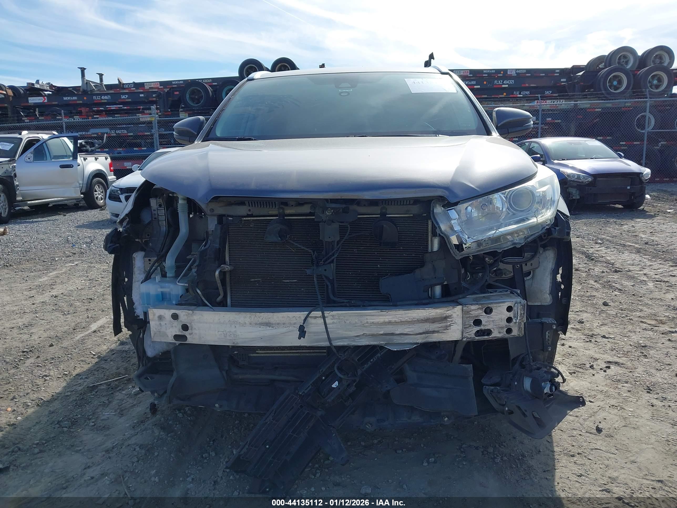 TOYOTA HIGHLANDER image 6