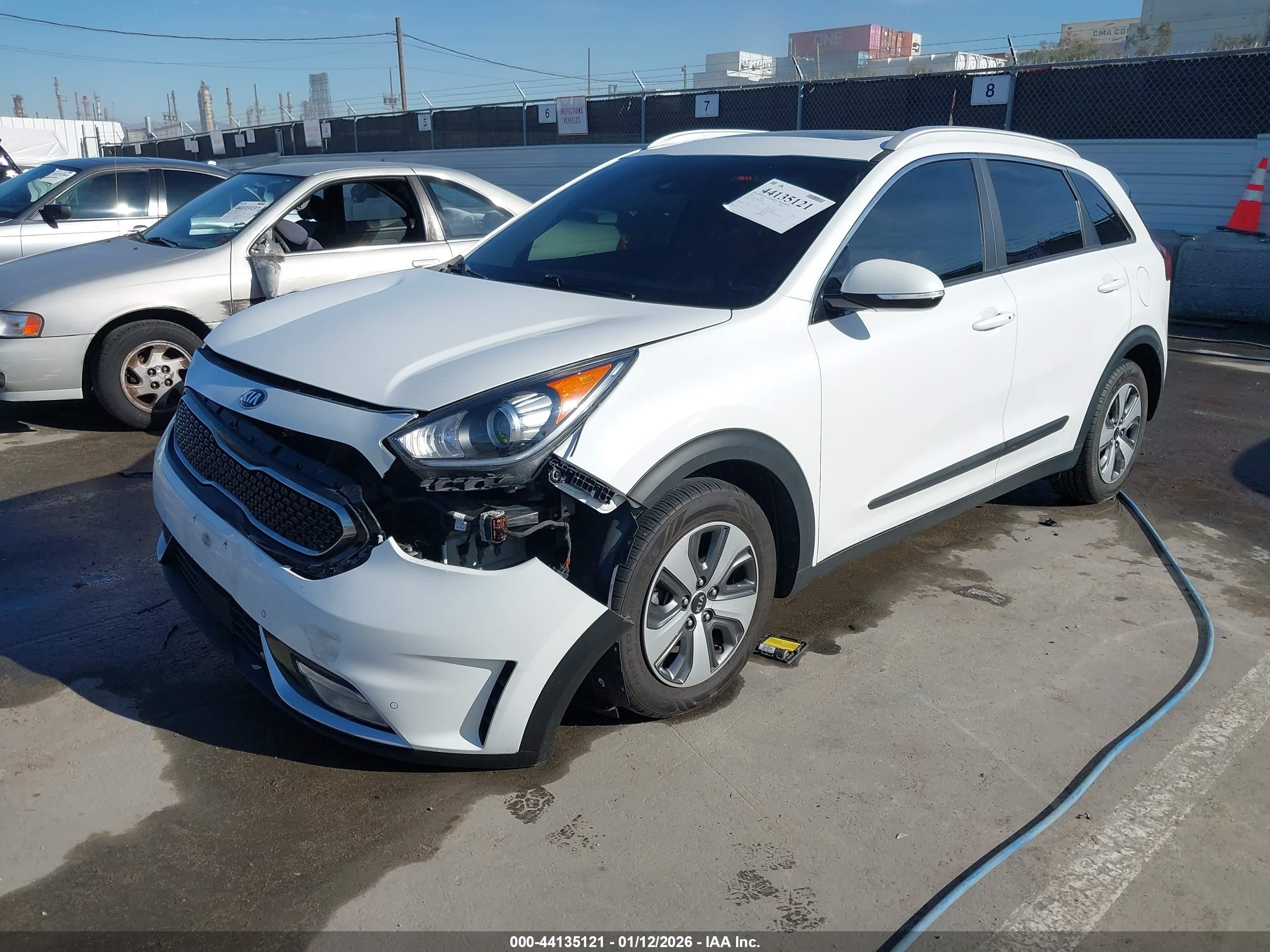 KIA NIRO image 2
