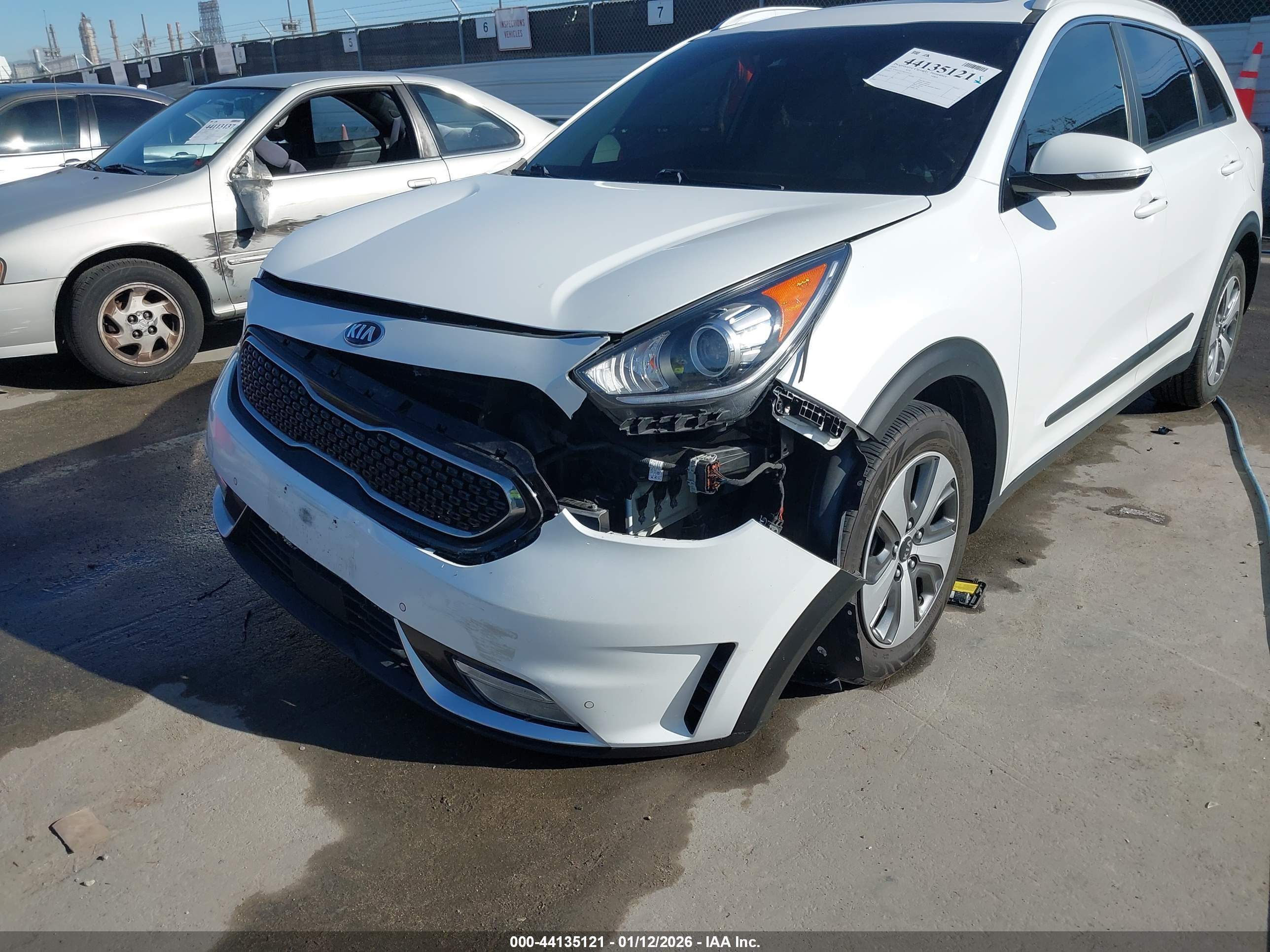 KIA NIRO image 6