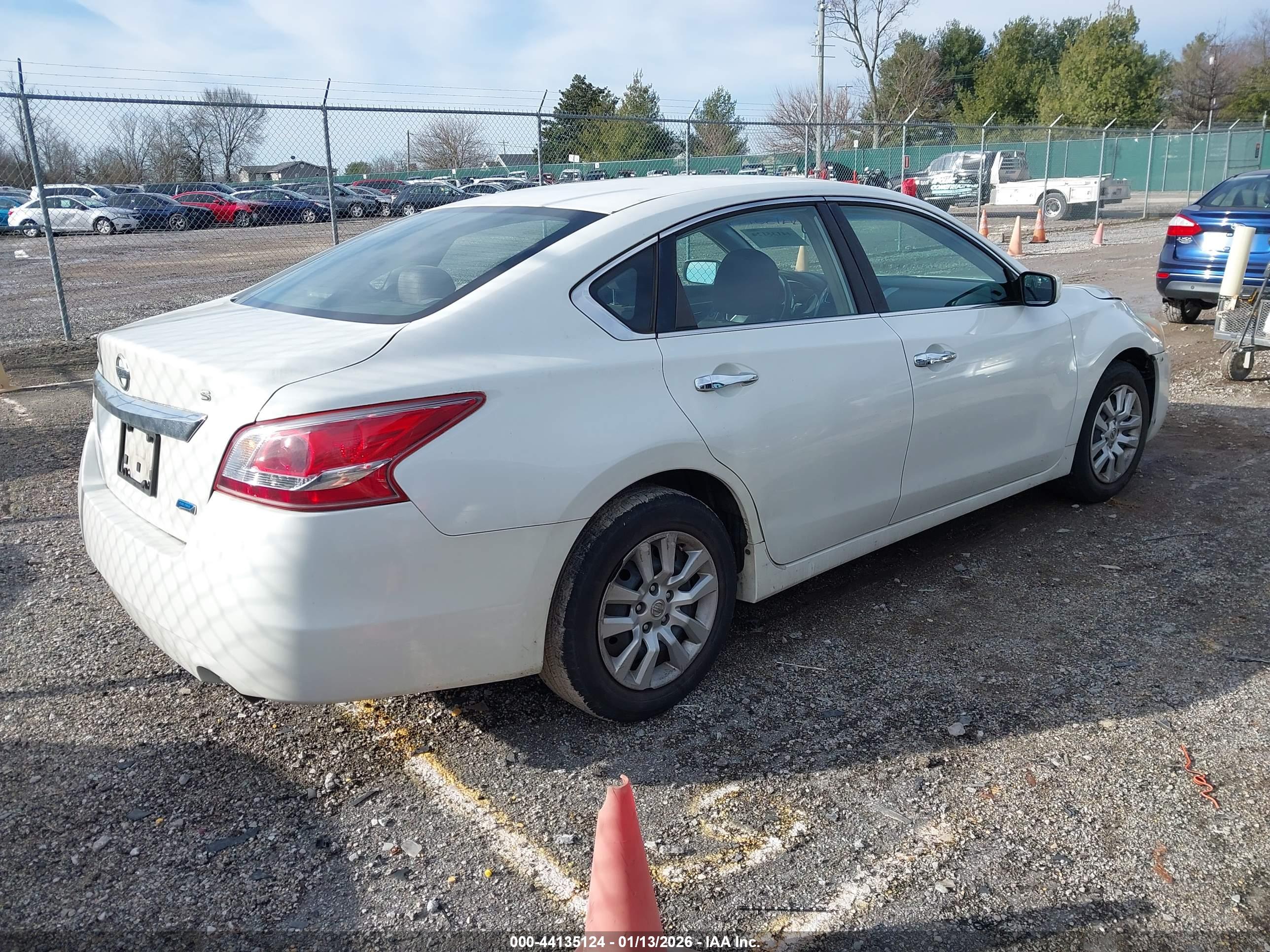 NISSAN ALTIMA image 4